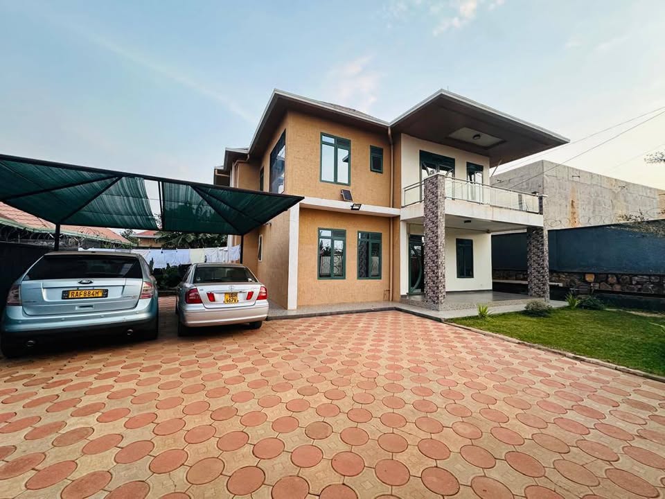 House for Sale in Kimironko - Image 2