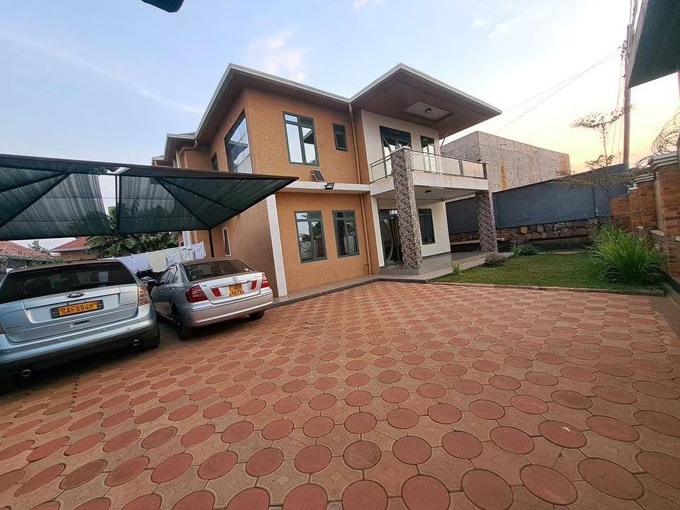 House for Sale in Kimironko - Image 4