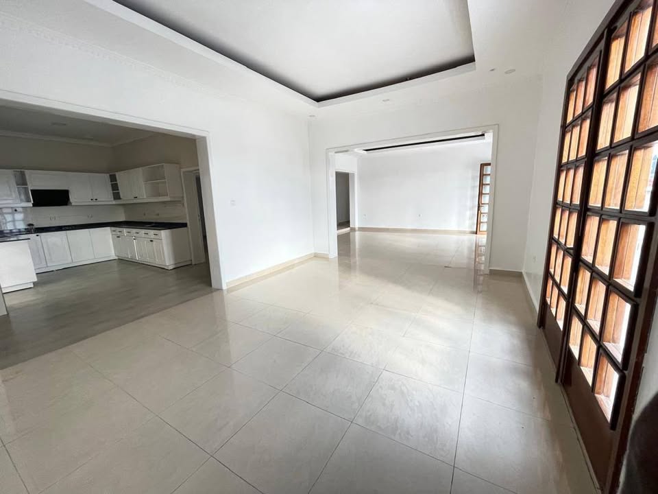 Unfurnished House for Rent in Kibagabaga - Image 8