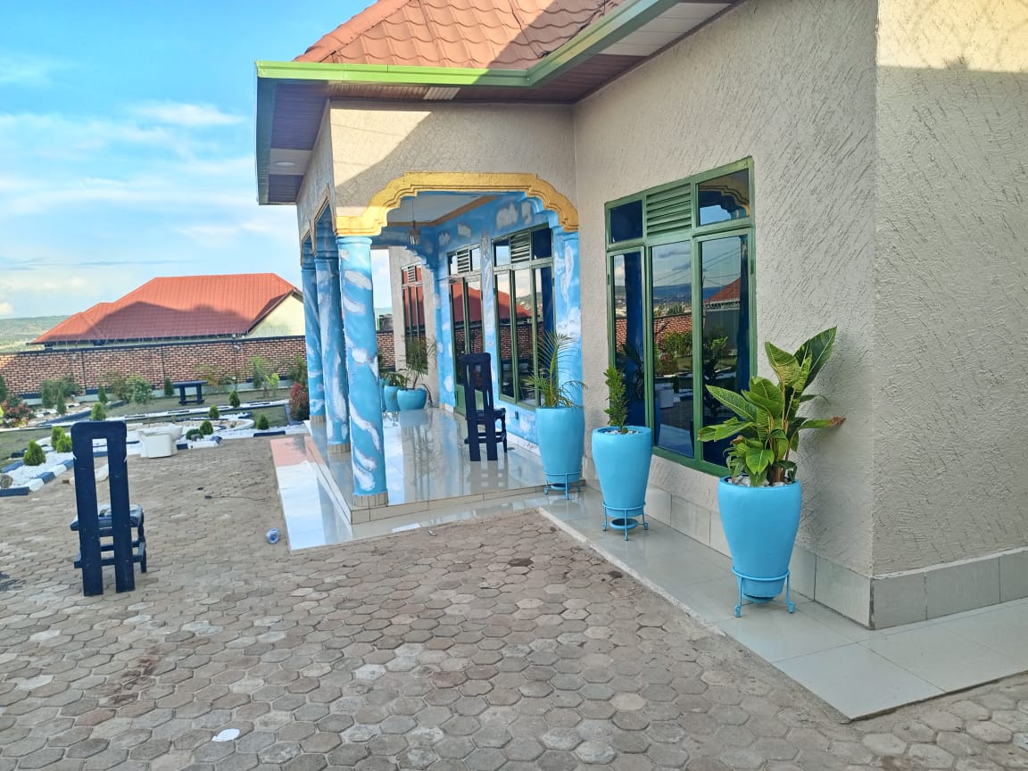 Kanombe House for Sale - Image 3