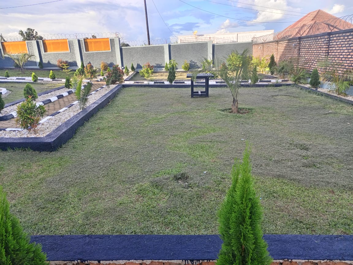 Kanombe House for Sale - Image 9