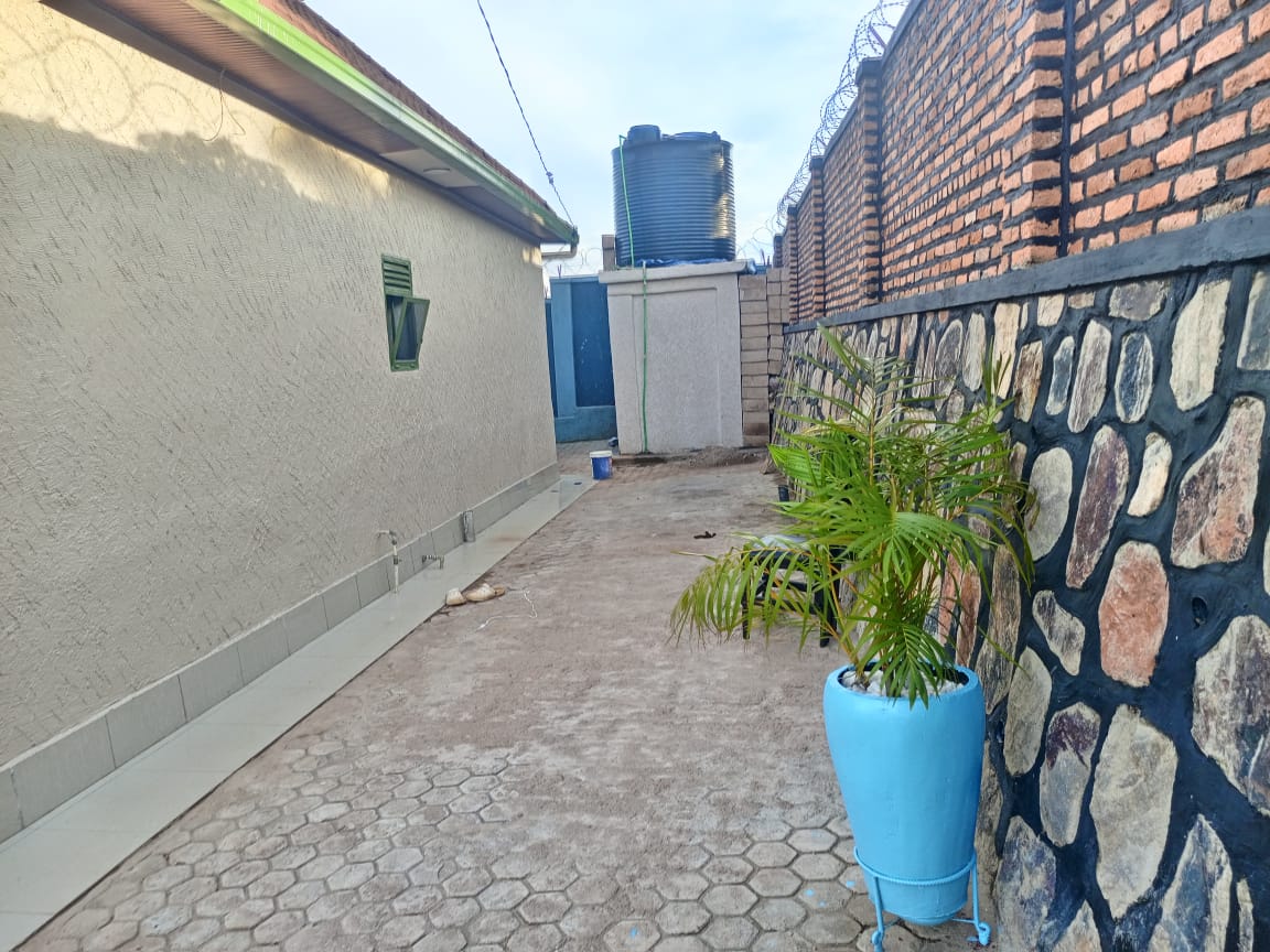 Kanombe House for Sale - Image 20