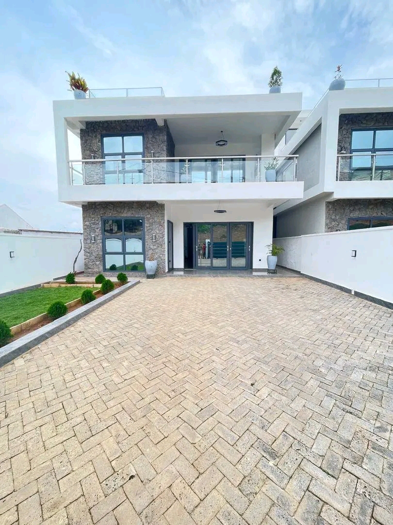 Unfurnished House for Rent in Gacuriro, Kigali - Image 3