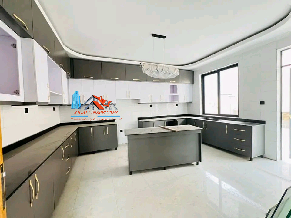 Modern House for Sale in Kibagabaga, Kigali - Image 9
