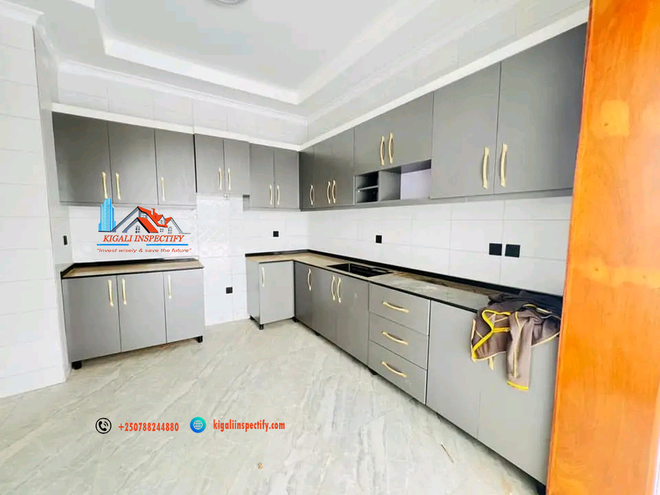 Modern House for Sale in Kibagabaga, Kigali - Image 11