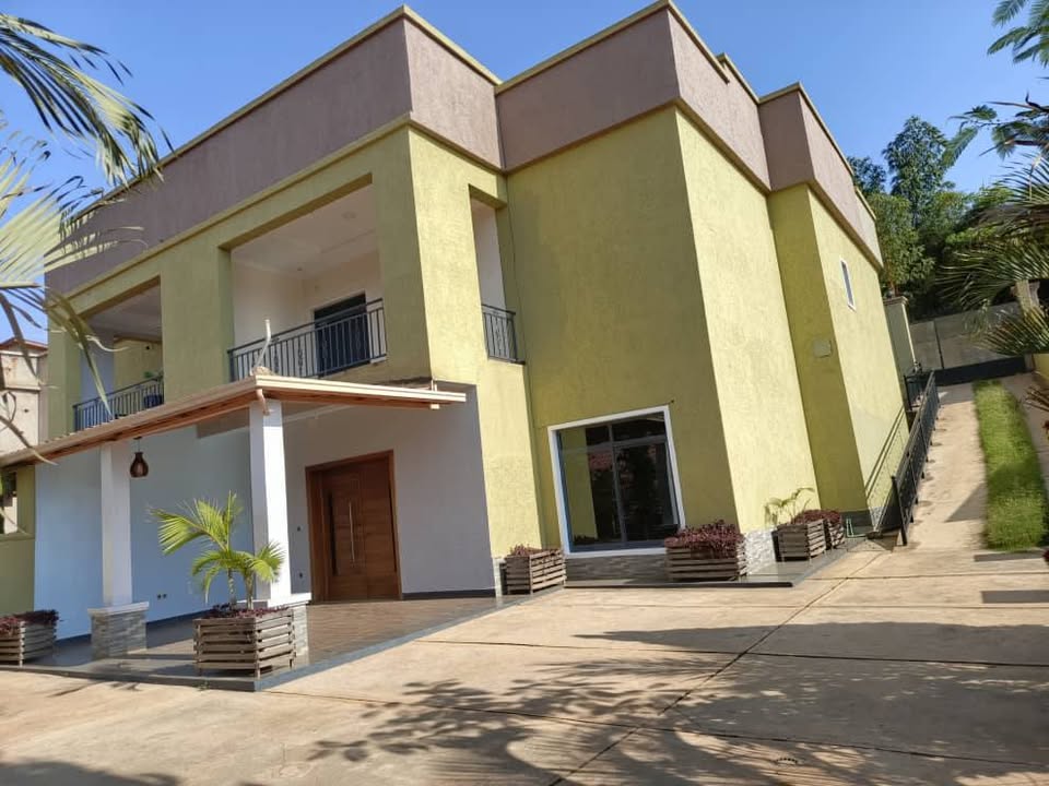 Unfurnished 4-Bedroom House for Rent in Kibagabaga, Kigali - Image 2