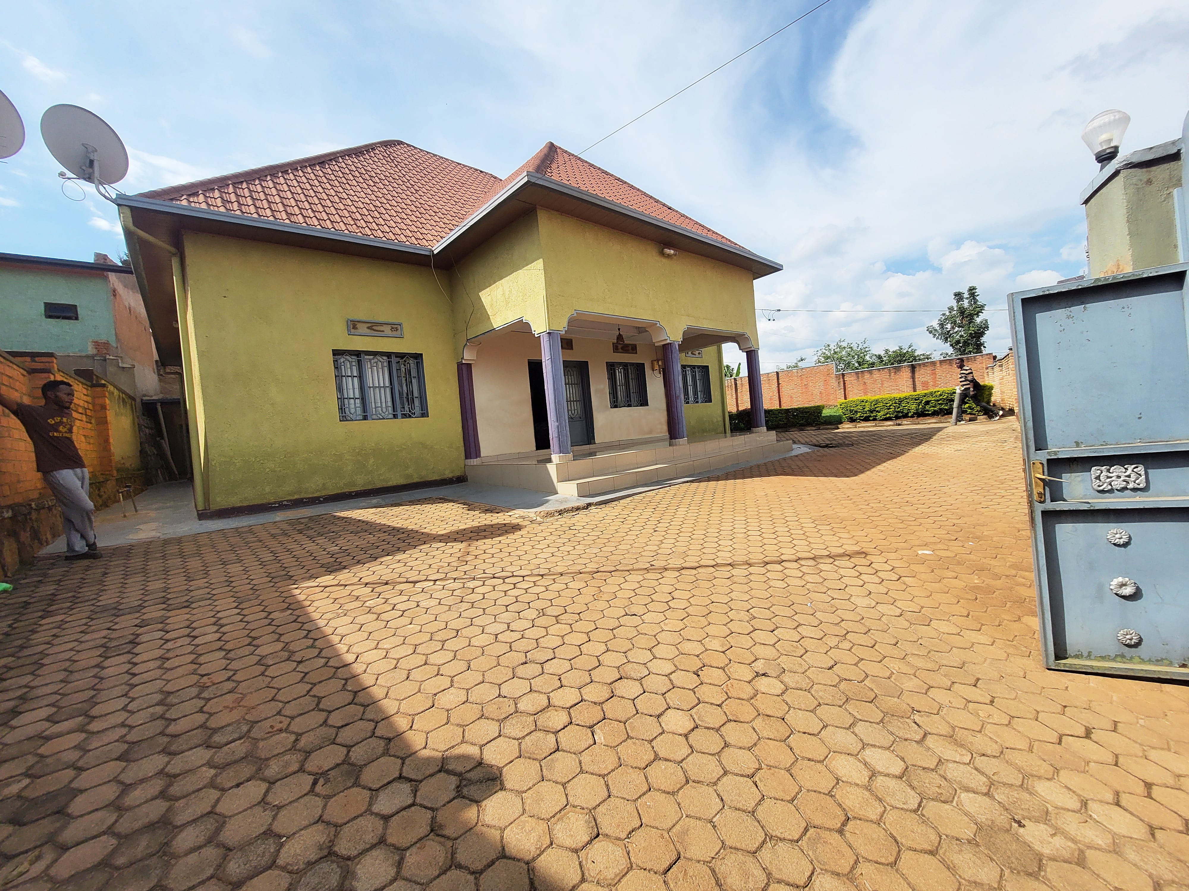 House for Sale in Gisozi, Kigali - Image 2