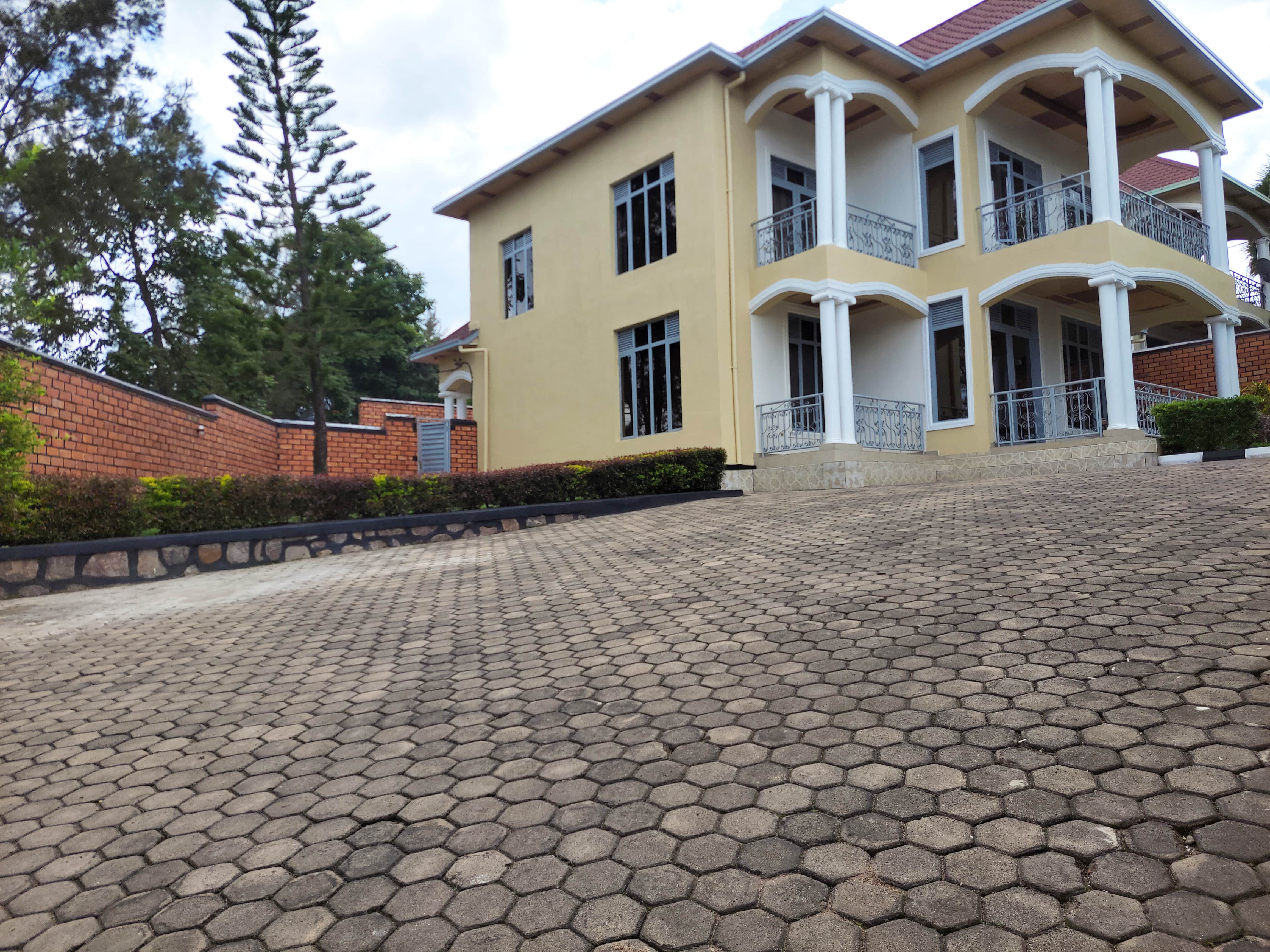 Luxury House for Rent in Kibagabaga, Kigali, Rwanda - Image 2