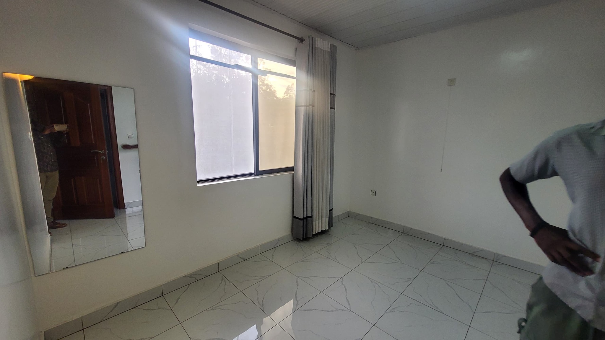 Unfurnished 3-Bedroom Apartment for Rent in Nyarutarama, Kigali - Image 16