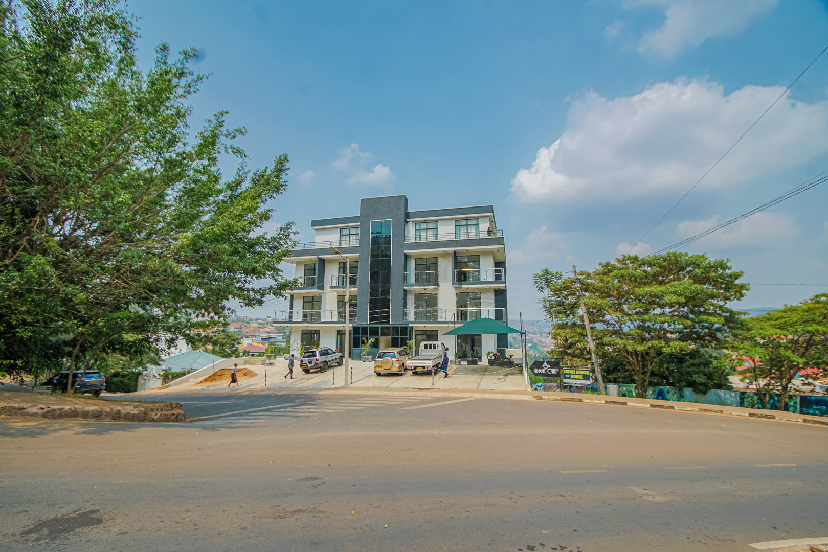 Modern 1-Bed Apartment for Sale in Gishushu, Kigali - Image 3