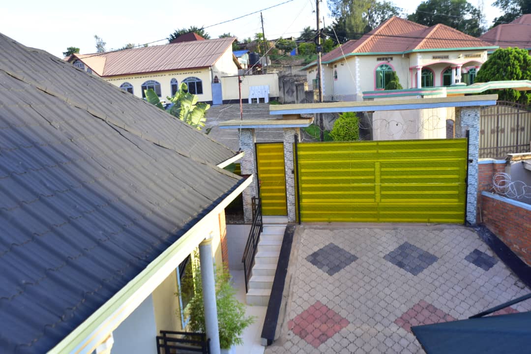 4-Bedroom House for Sale in Remera at Umushumba Mwiza Center - Image 9