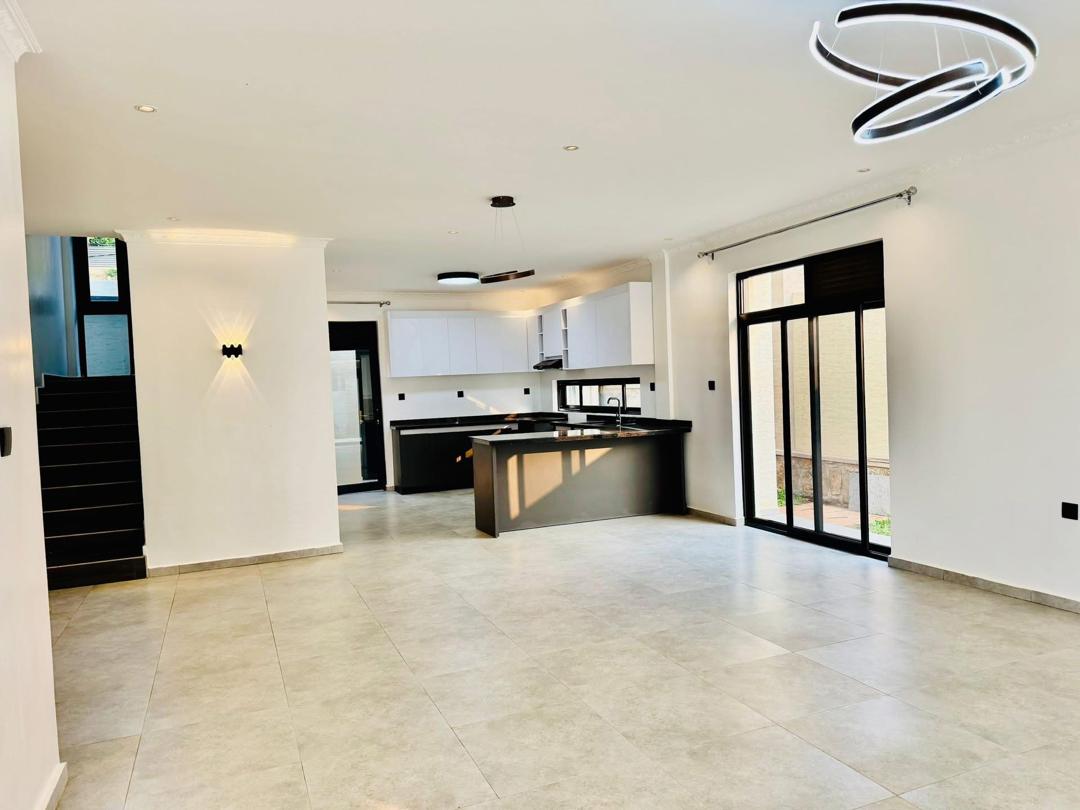 House for Sale in Kicukiro Rebero - Image 13