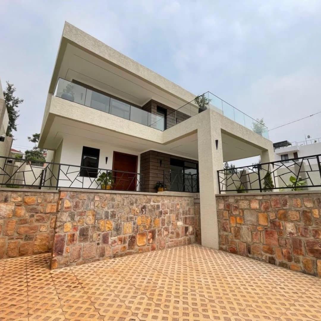 House for Sale in Kicukiro Rebero - Image 2