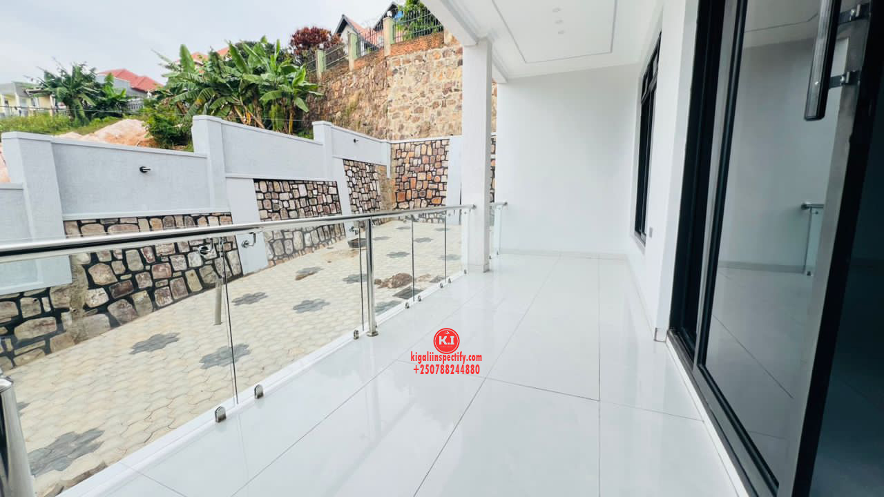 House for Sale Near Kibagabaga Hospital – Luxury 6-Bedroom Home in Kigali - Image 2