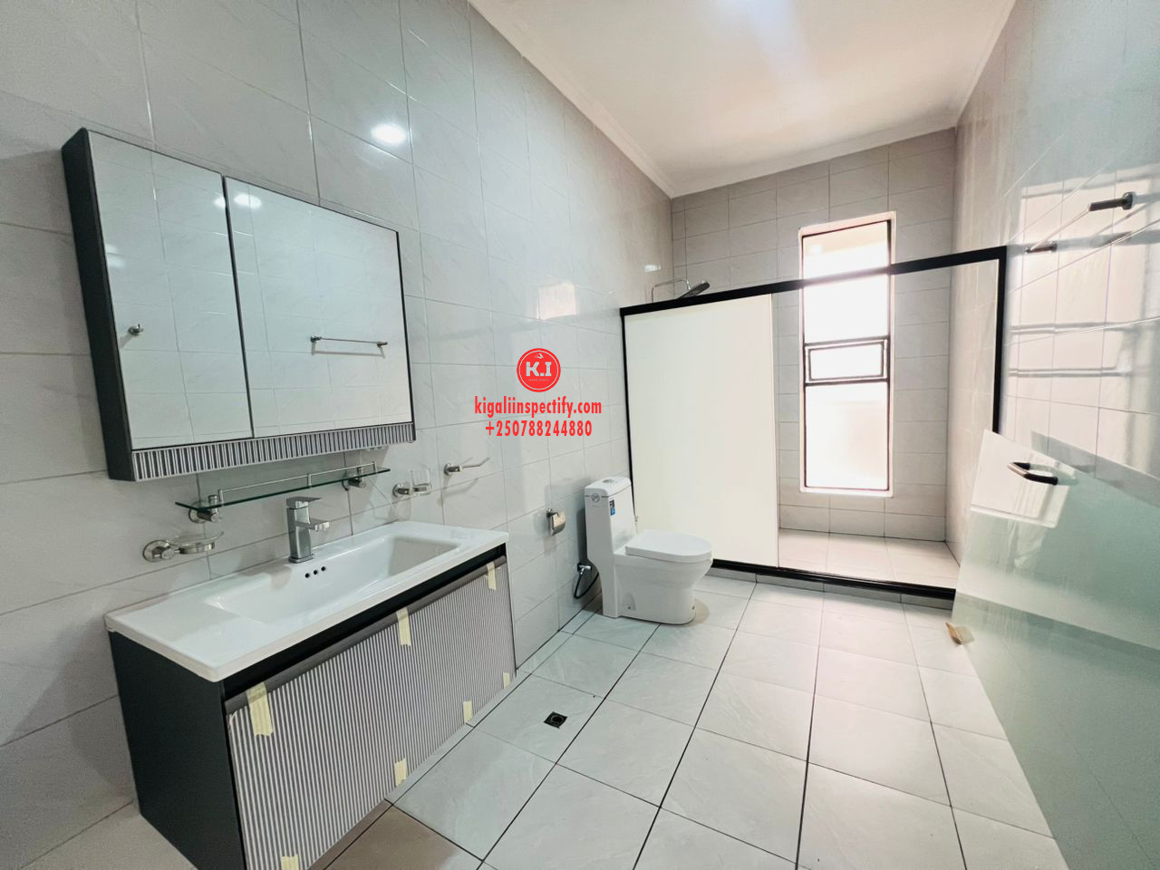 House for Sale Near Kibagabaga Hospital – Luxury 6-Bedroom Home in Kigali - Image 10