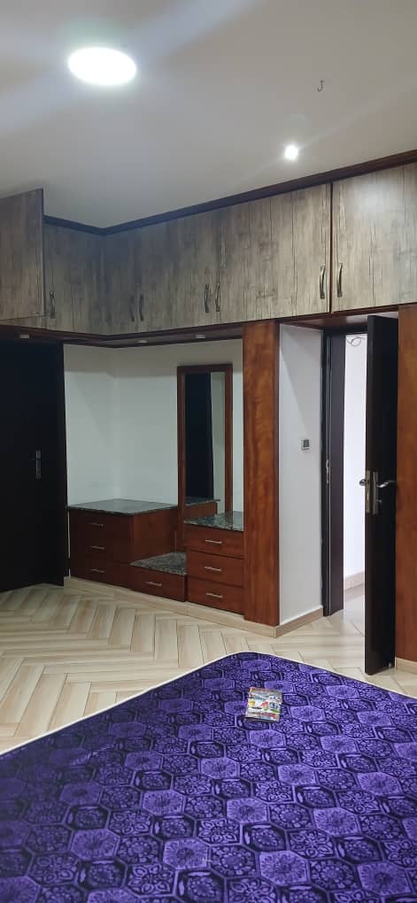 House in Kiyovu for Rent – Modern 3 Bedroom Home with Garden - Image 16