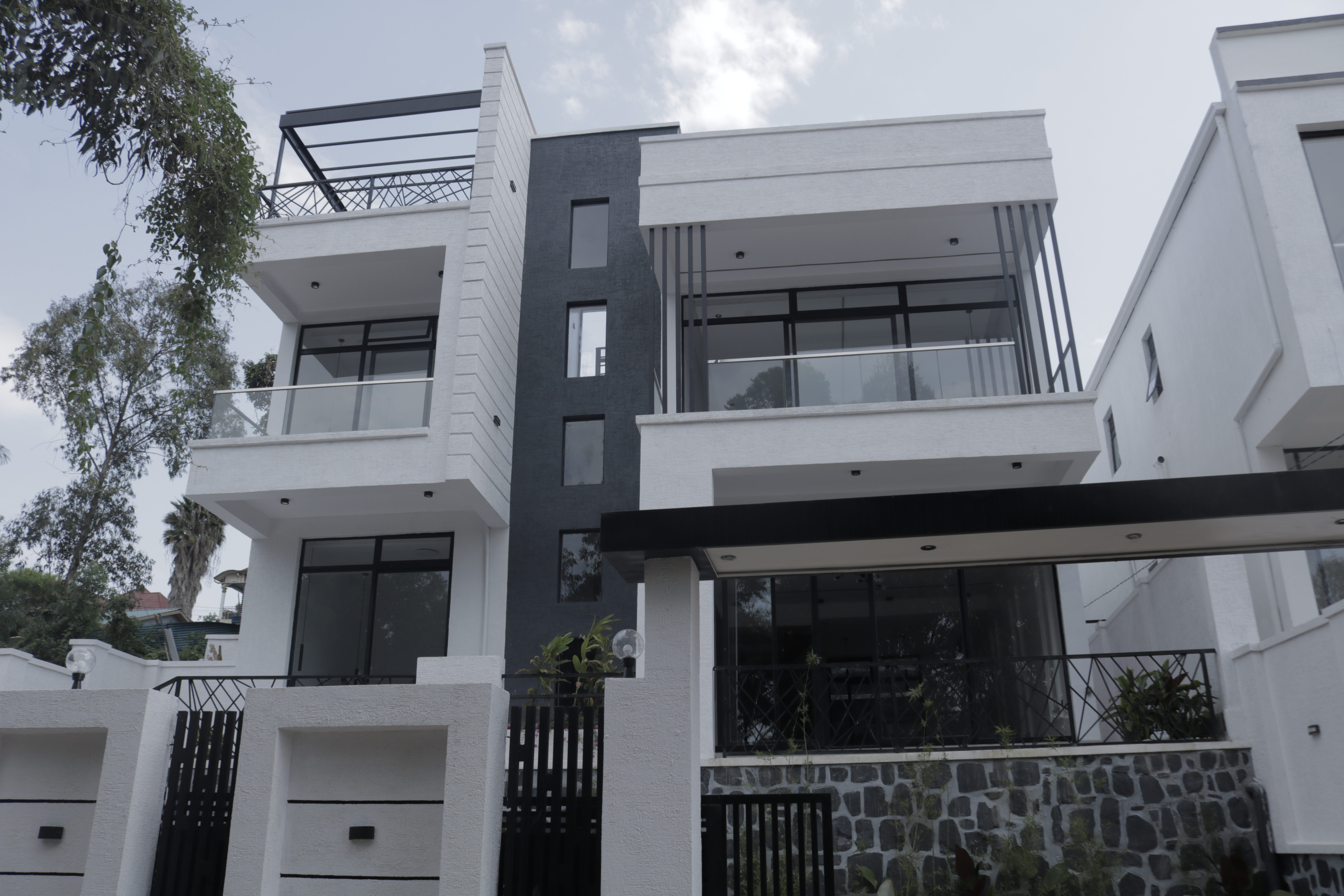 Luxury 5-Bedroom House for Sale in Kibagabaga, Kigali