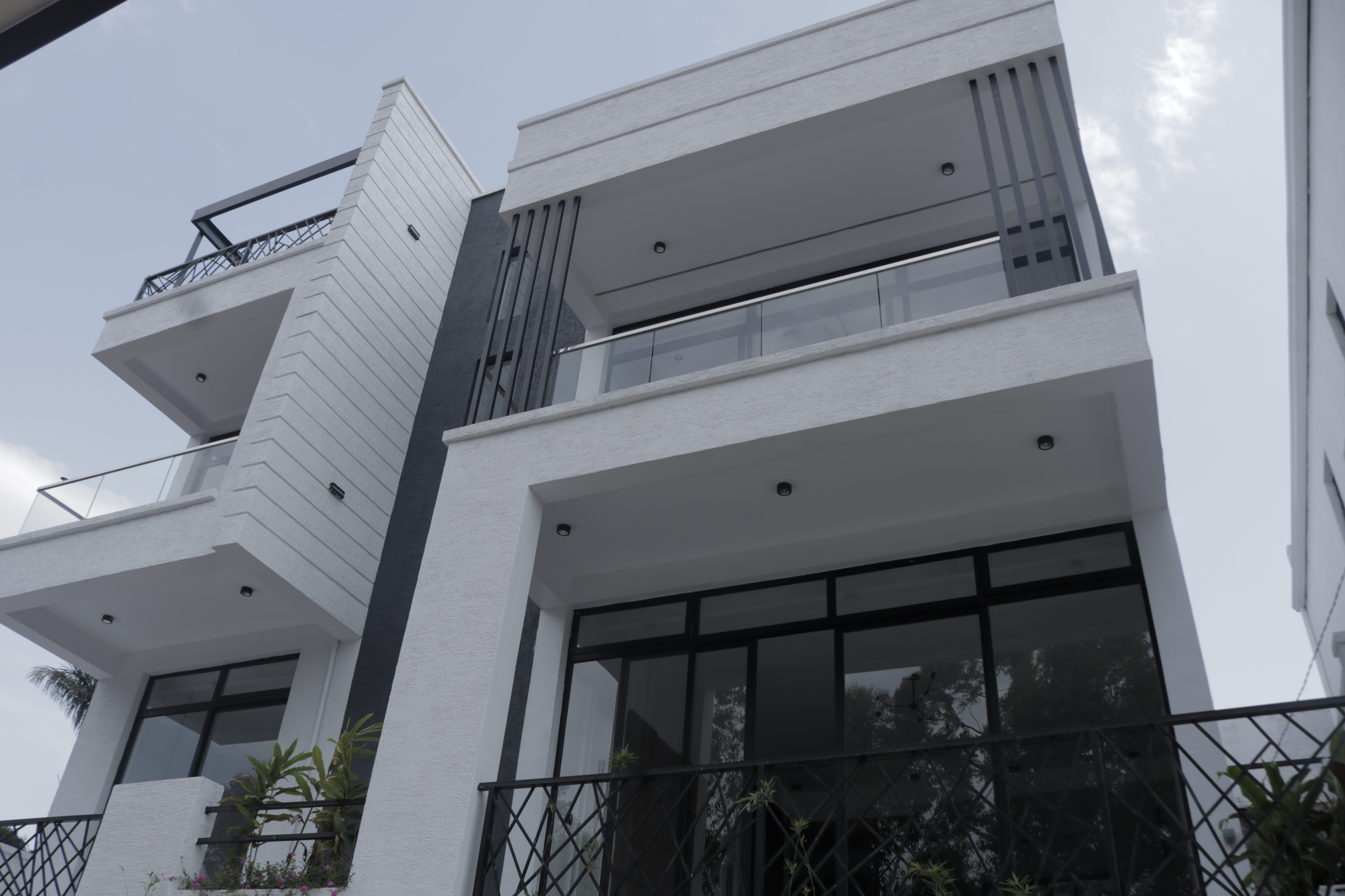 Luxury 5-Bedroom House for Sale in Kibagabaga, Kigali - Image 5