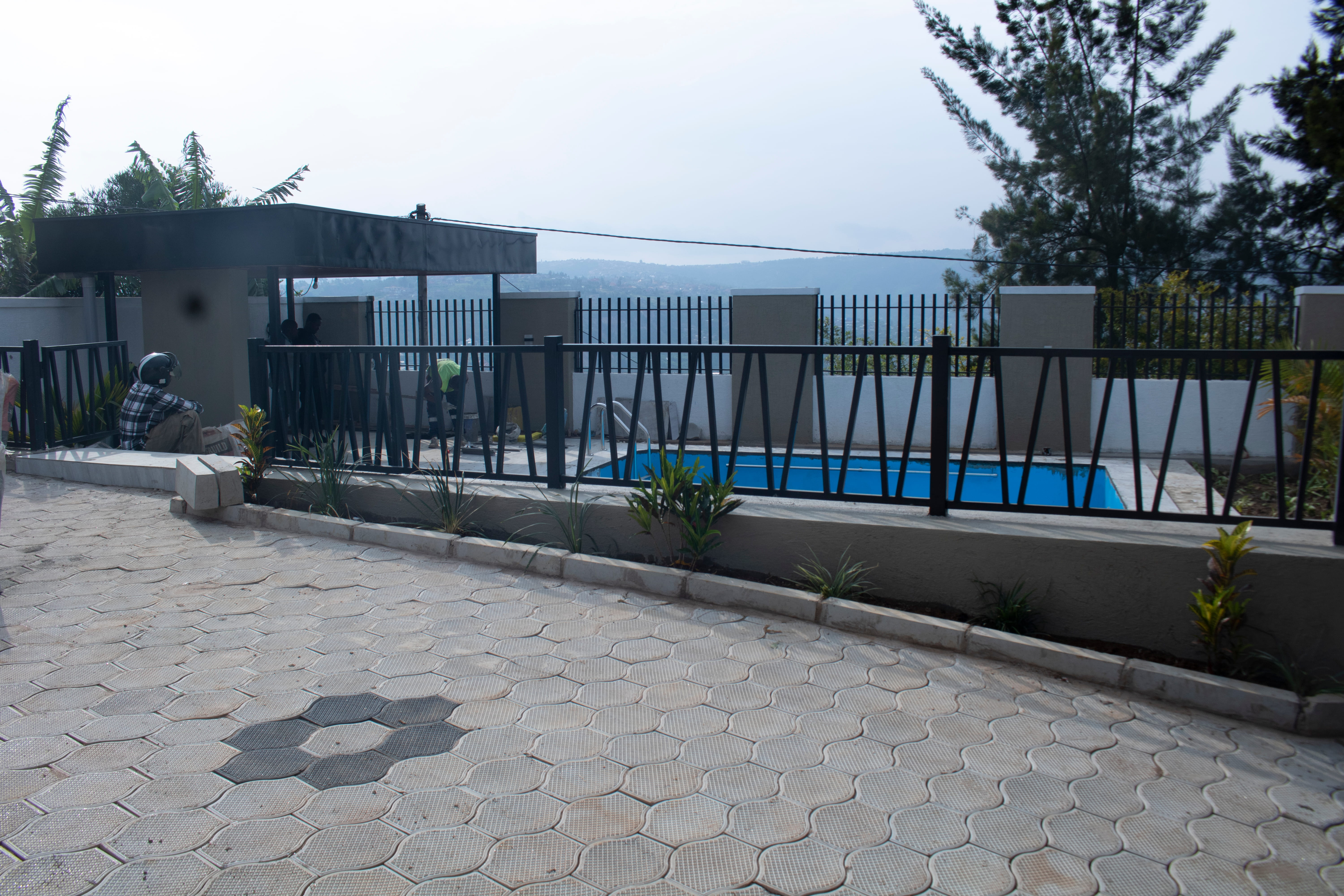 House for Sale in Nyarugenge Kigali with Swimming Pool - Image 8
