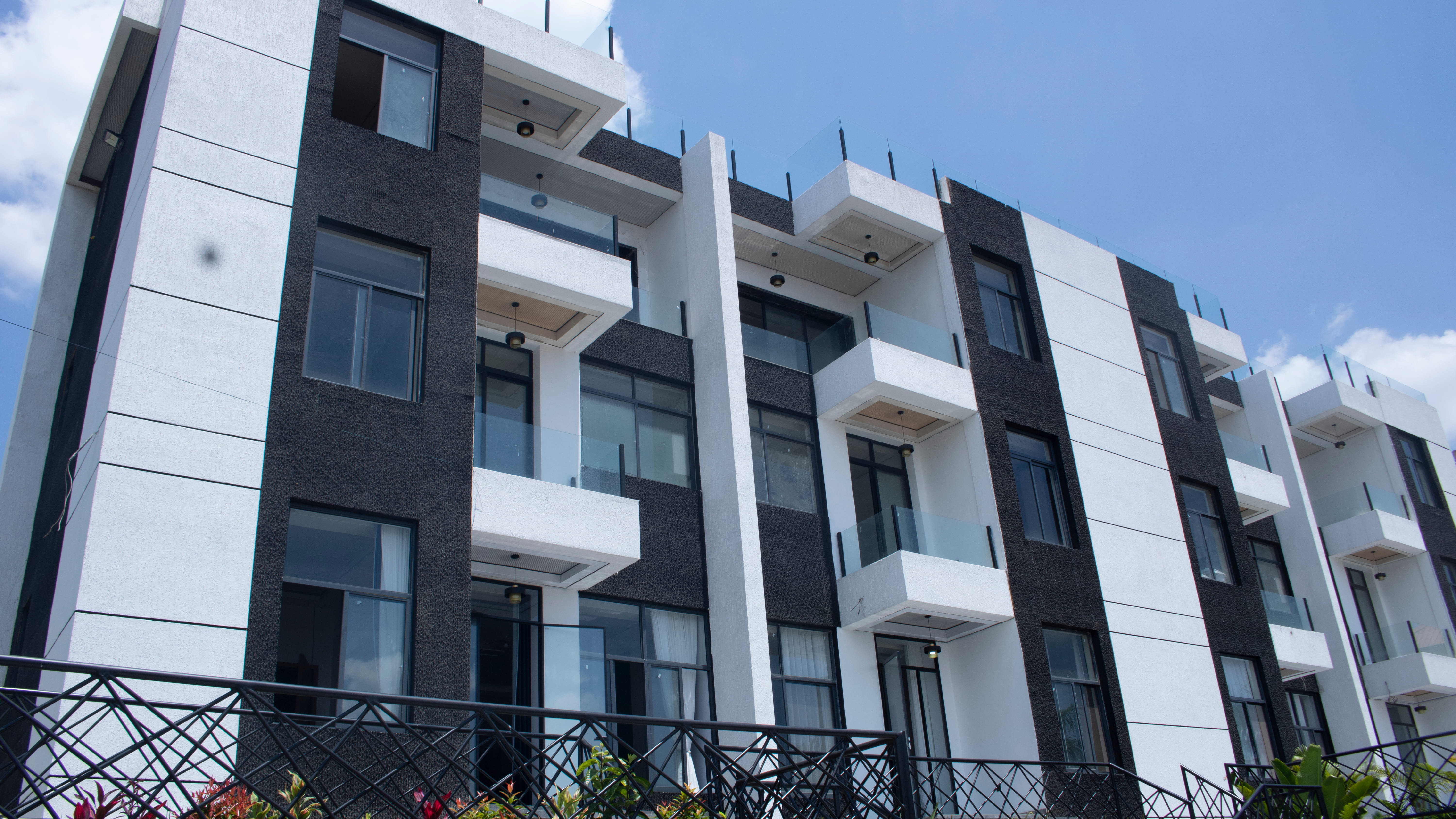 Fully Furnished 1 Bedroom Apartment for Rent in Kibagabaga Kigali Rwanda - Image 3