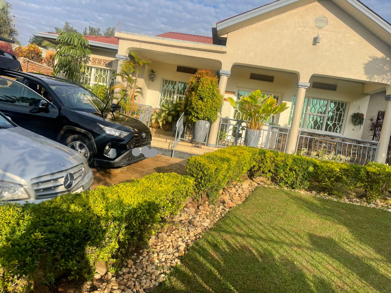 House for Sale in Kimironko Kigali – 5 Bedroom Property on 680sqm Land for 180M Rwf - Image 2