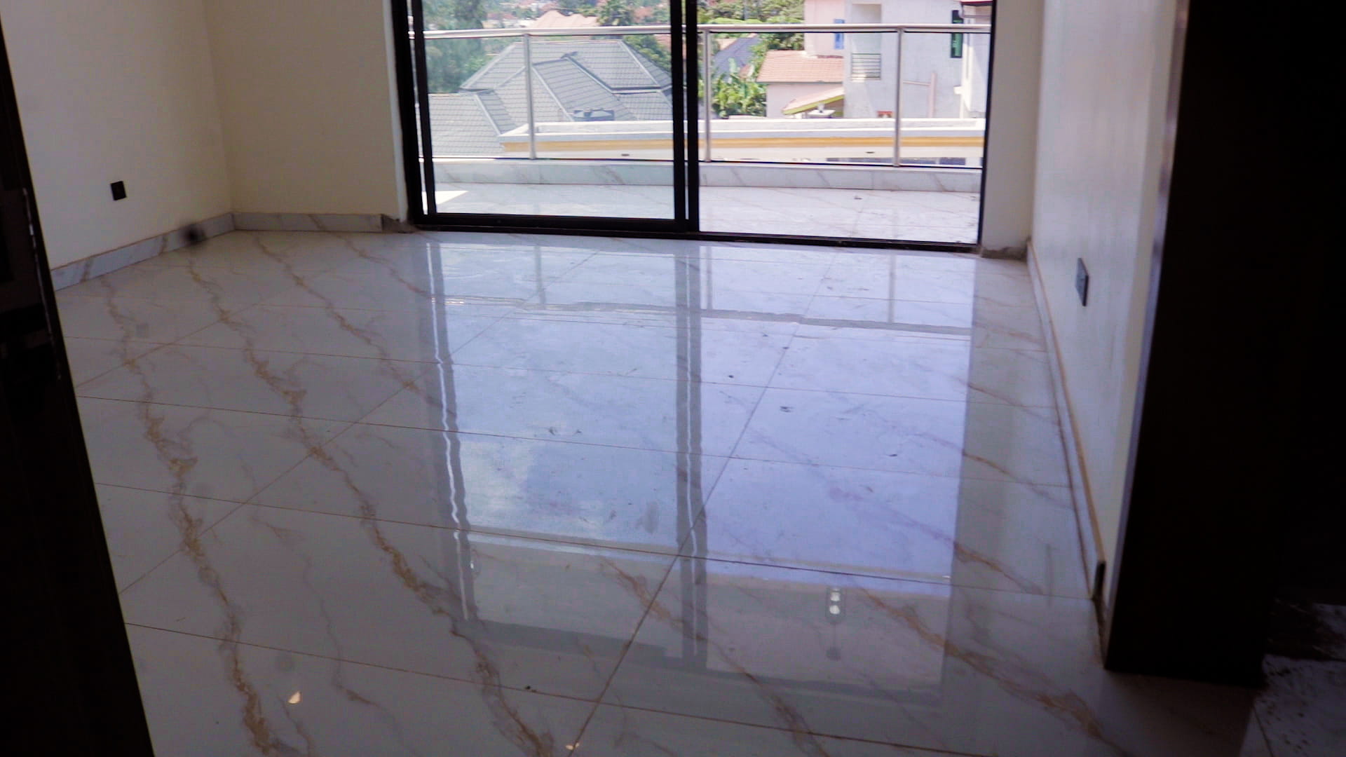 6 Bedrooms Luxury House for Sale in Kibagabaga, Kigali - Image 17