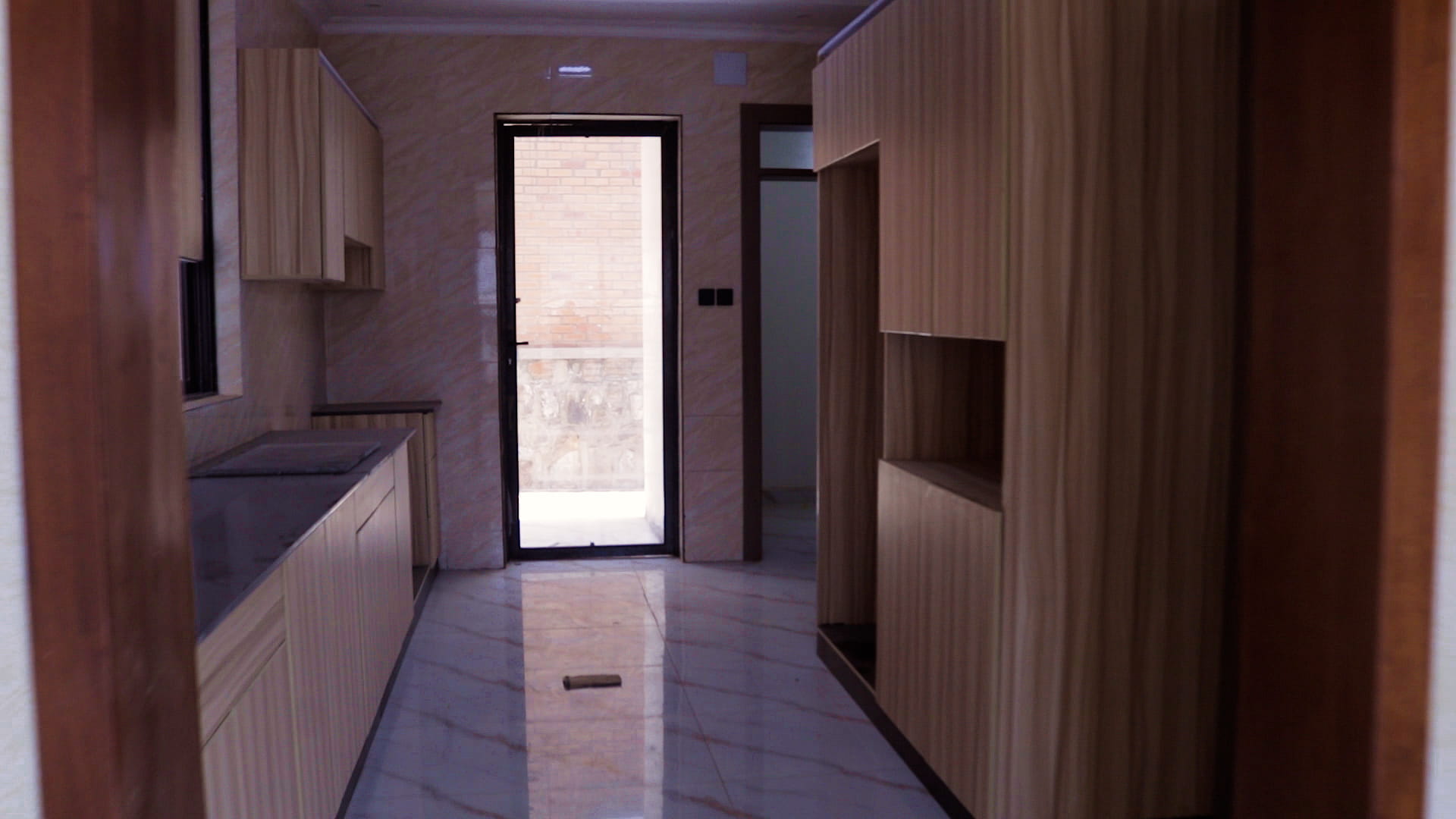 6 Bedrooms Luxury House for Sale in Kibagabaga, Kigali - Image 3