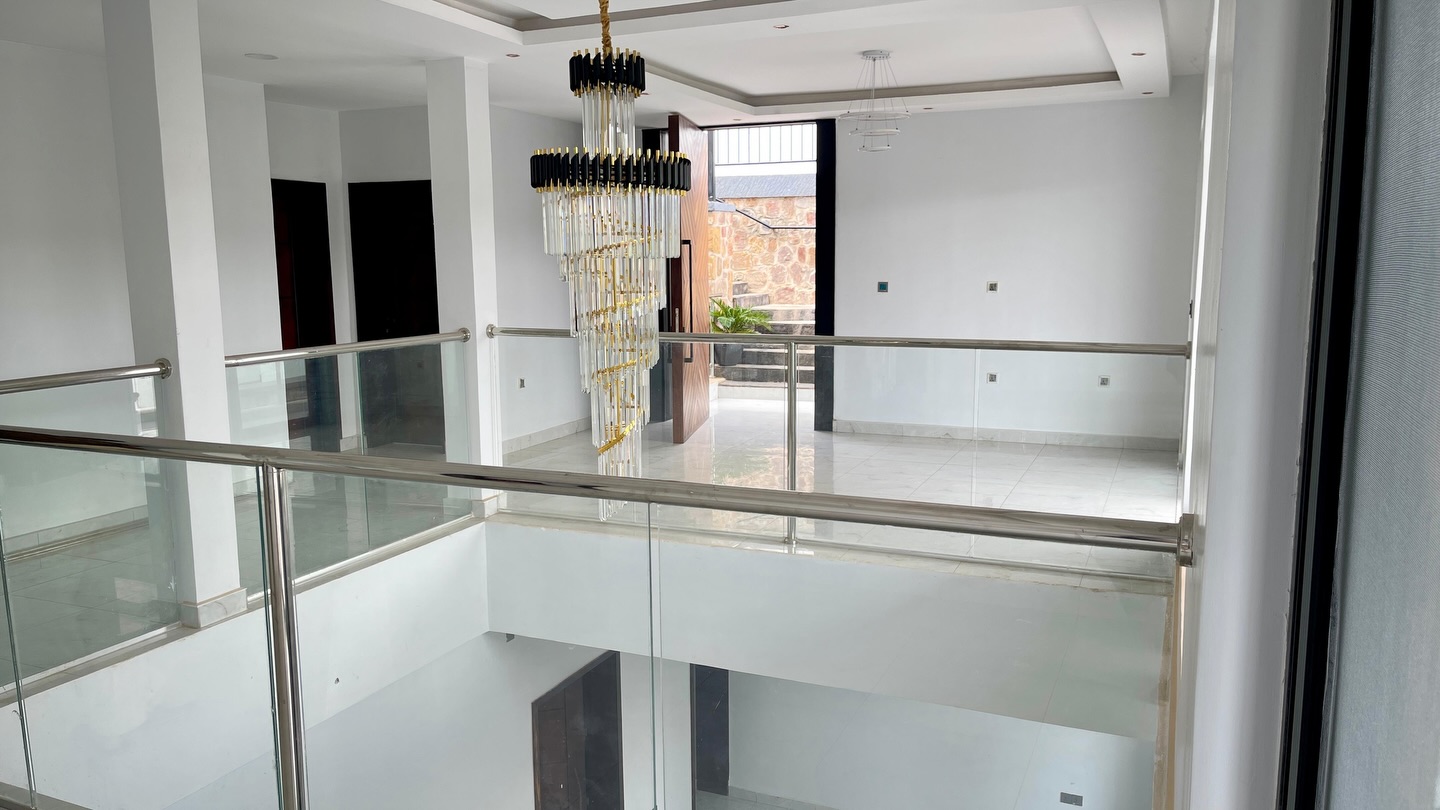 7 Bedroom Luxury Villa for Sale in Kibagabaga, Kigali - Image 9