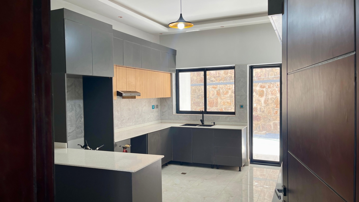 7 Bedroom Luxury Villa for Sale in Kibagabaga, Kigali - Image 7