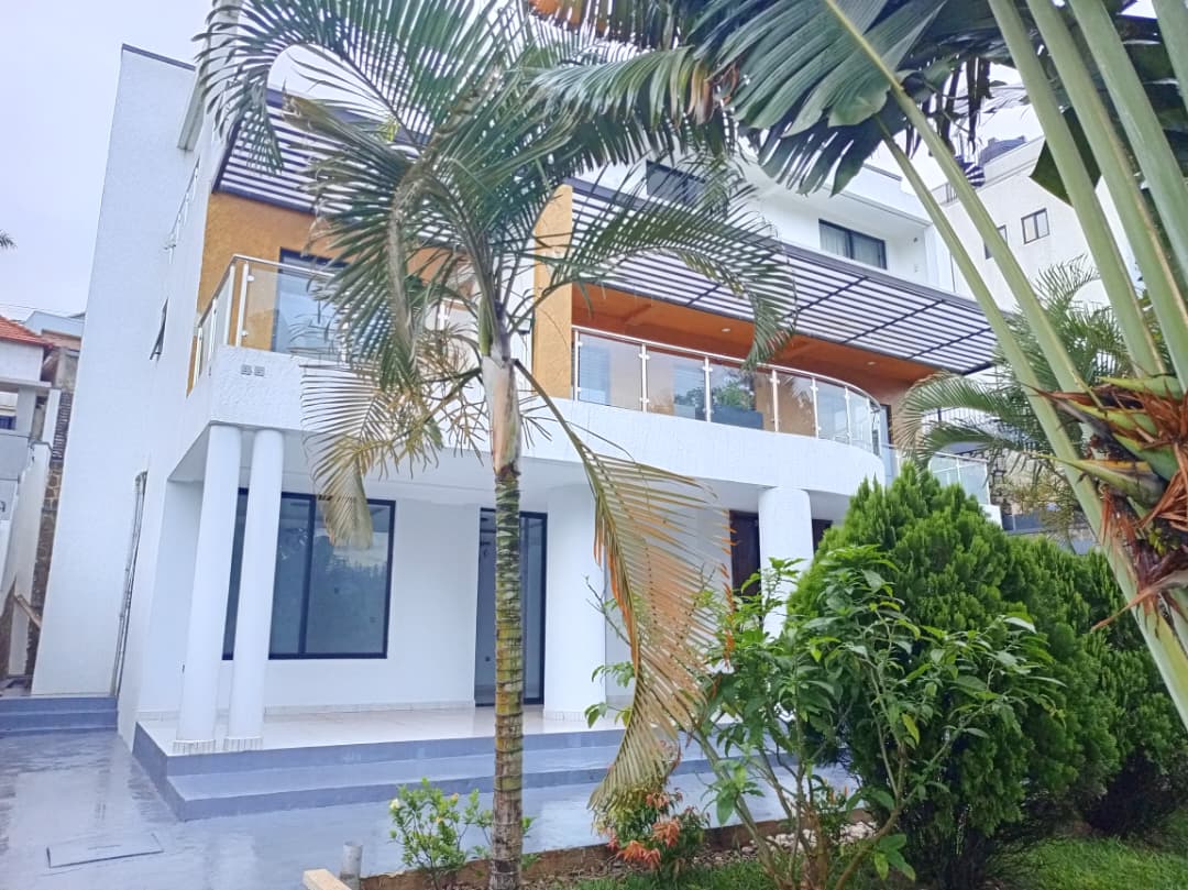 7 Bedroom Luxury Villa for Sale in Kibagabaga, Kigali - Image 3