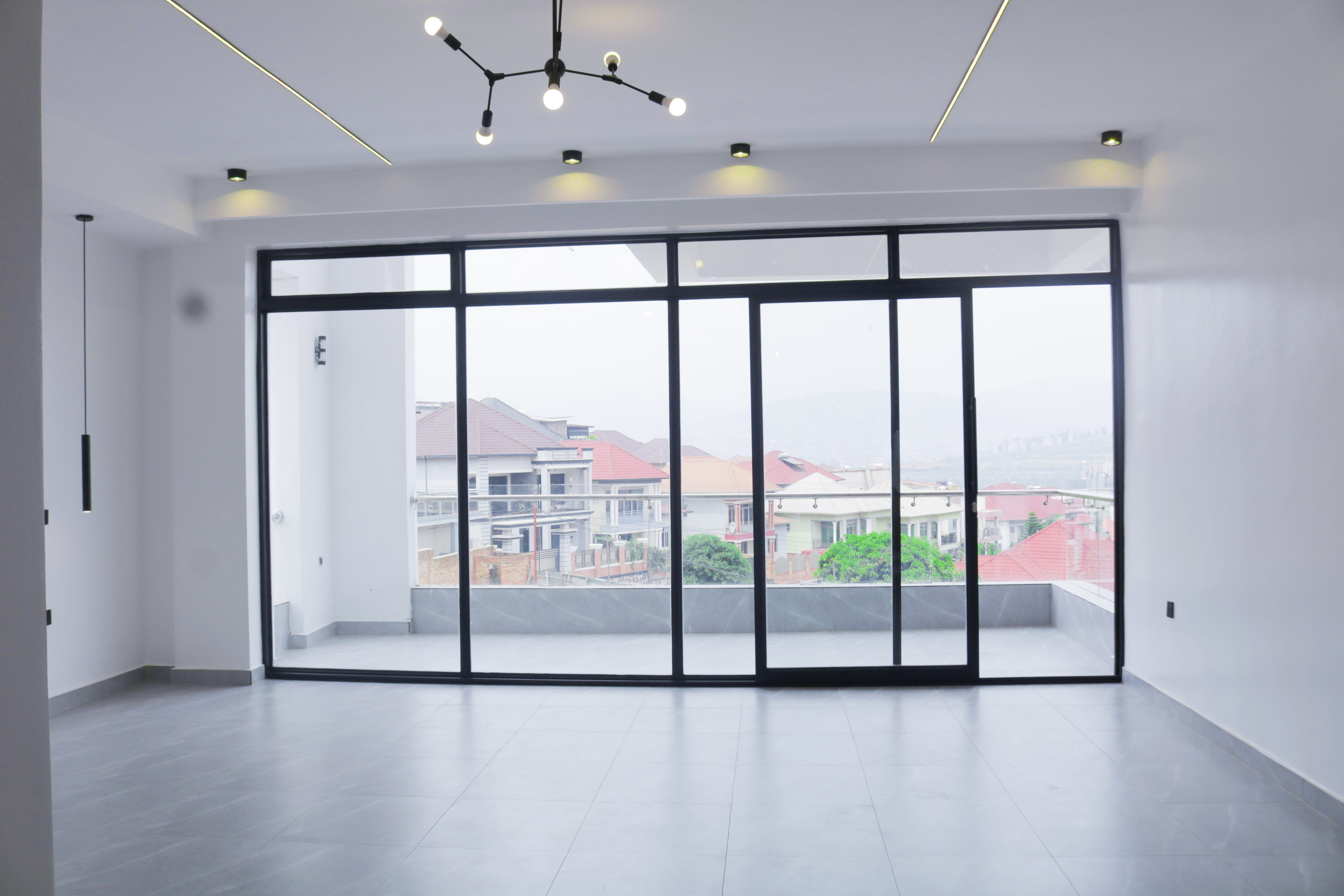 House for Sale in Kibagabaga – 6 Bedrooms, 7 Bathrooms Luxury Home - Image 6