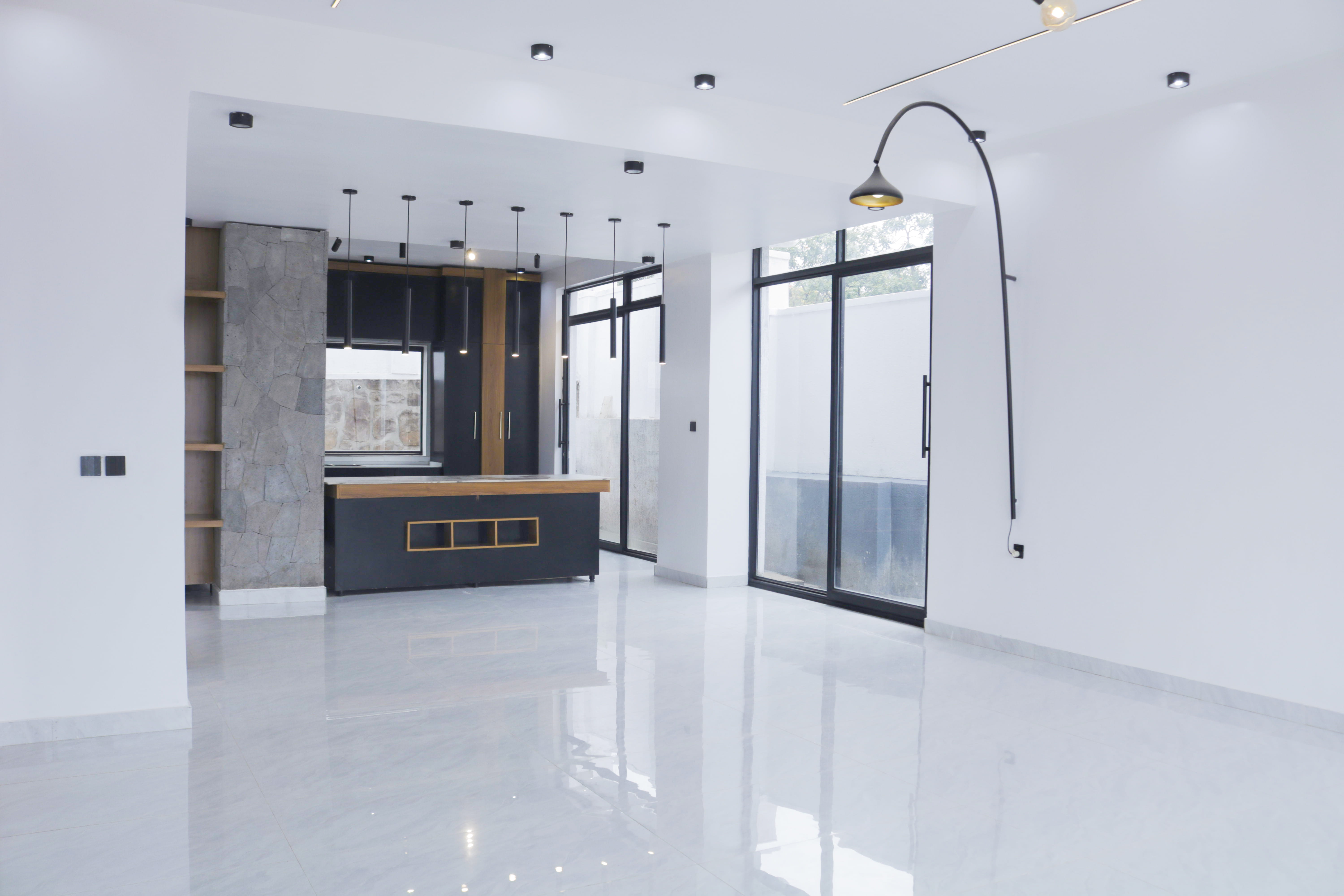 House for Sale in Kibagabaga – 6 Bedrooms, 7 Bathrooms Luxury Home - Image 14