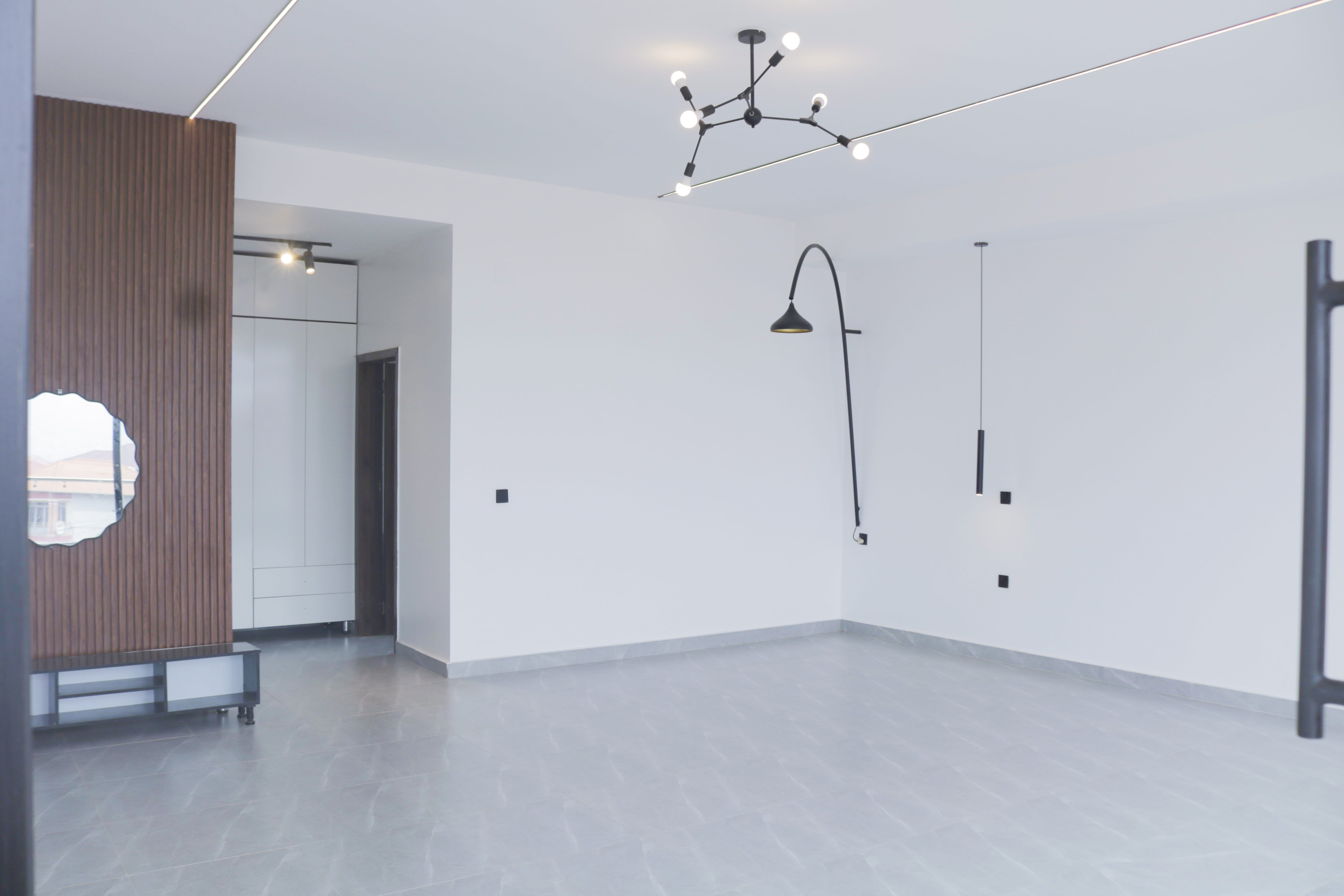 House for Sale in Kibagabaga – 6 Bedrooms, 7 Bathrooms Luxury Home - Image 10