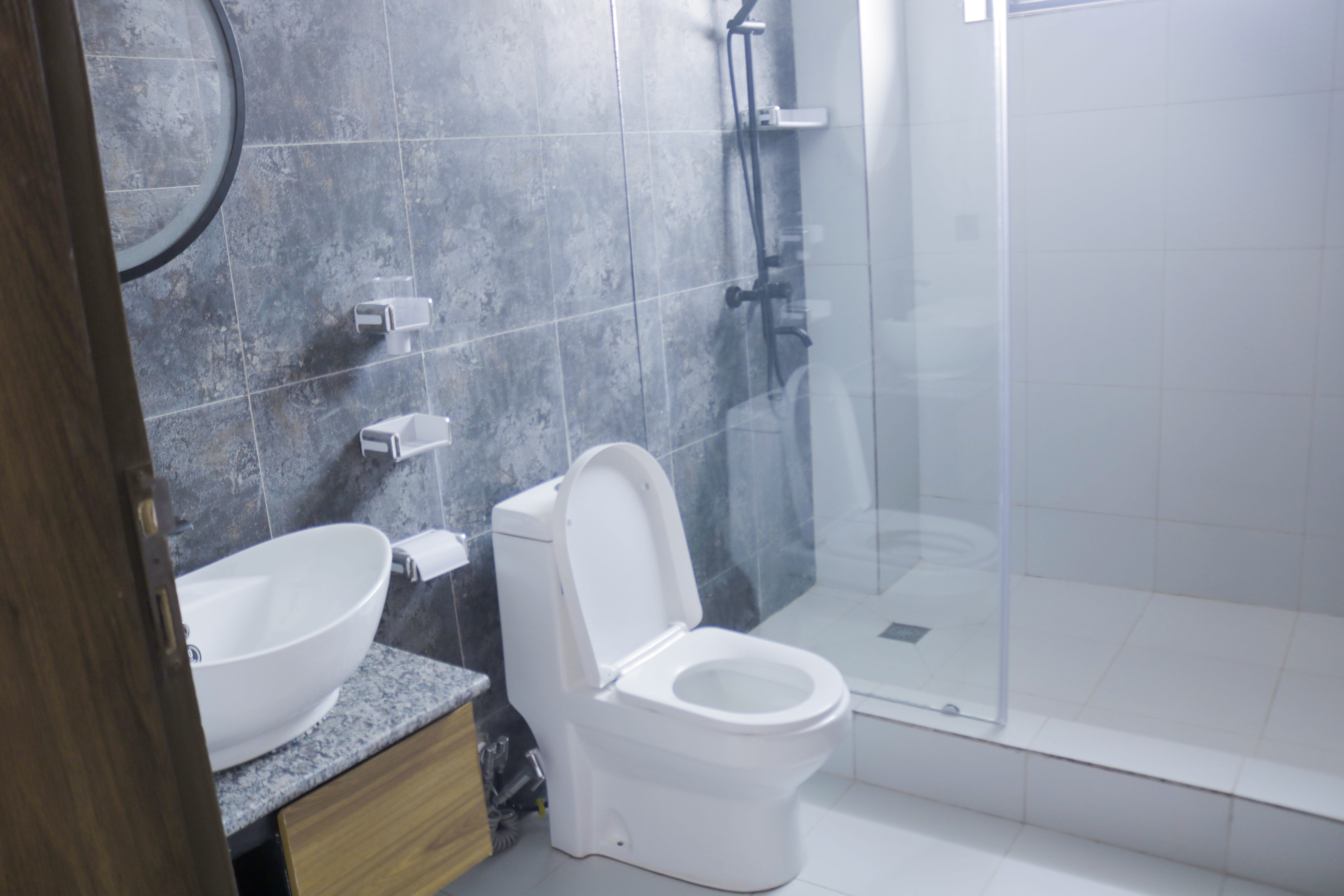 House for Sale in Kibagabaga – 6 Bedrooms, 7 Bathrooms Luxury Home - Image 20