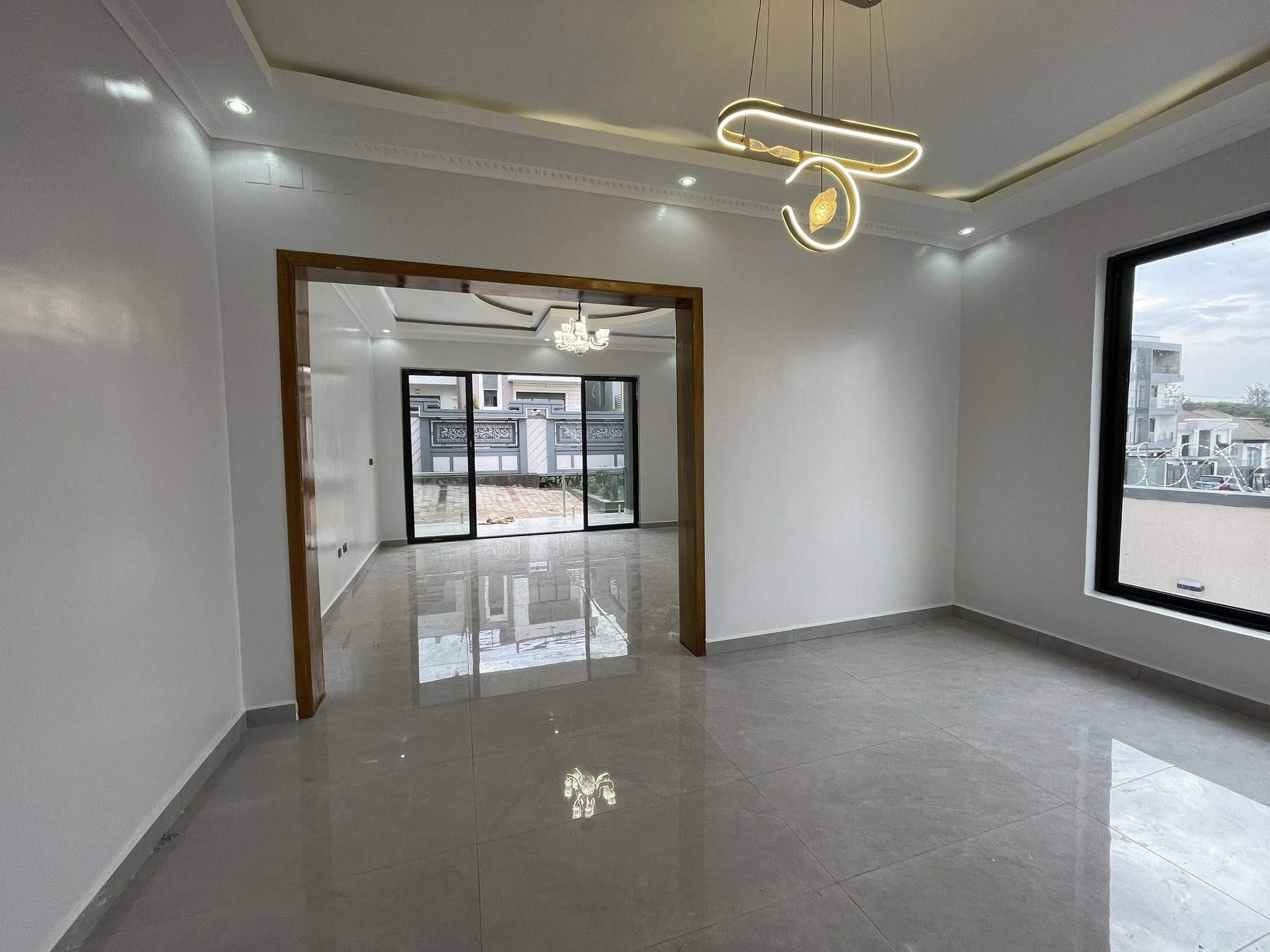 Brand New Luxury House for Sale in Kibagabaga, Kigali Rwanda – 7 Bedrooms Modern Dream Home - Image 11