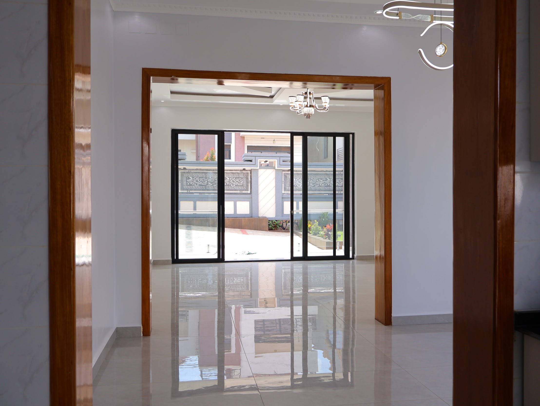 Brand New Luxury House for Sale in Kibagabaga, Kigali Rwanda – 7 Bedrooms Modern Dream Home - Image 13