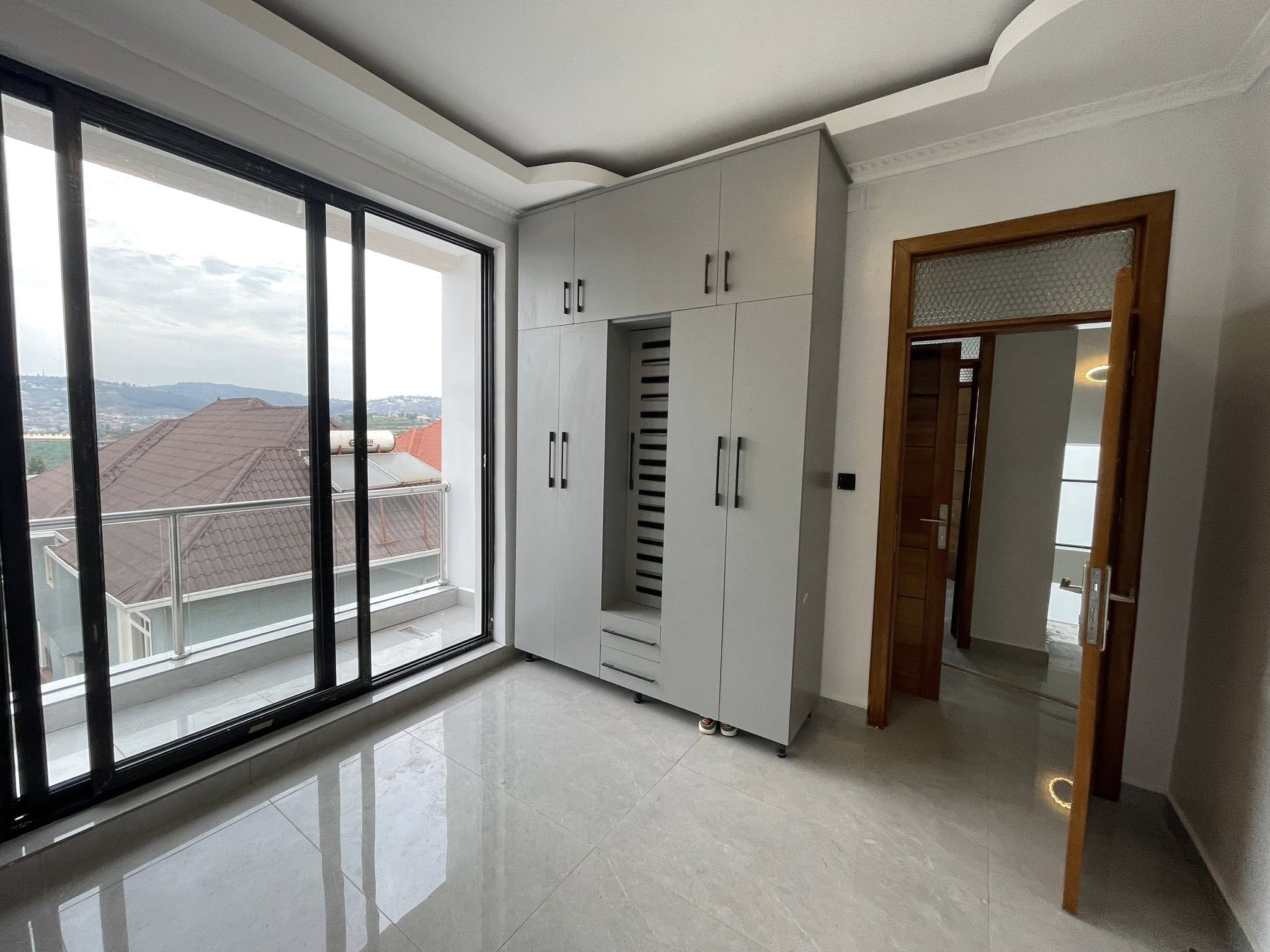 Brand New Luxury House for Sale in Kibagabaga, Kigali Rwanda – 7 Bedrooms Modern Dream Home - Image 17