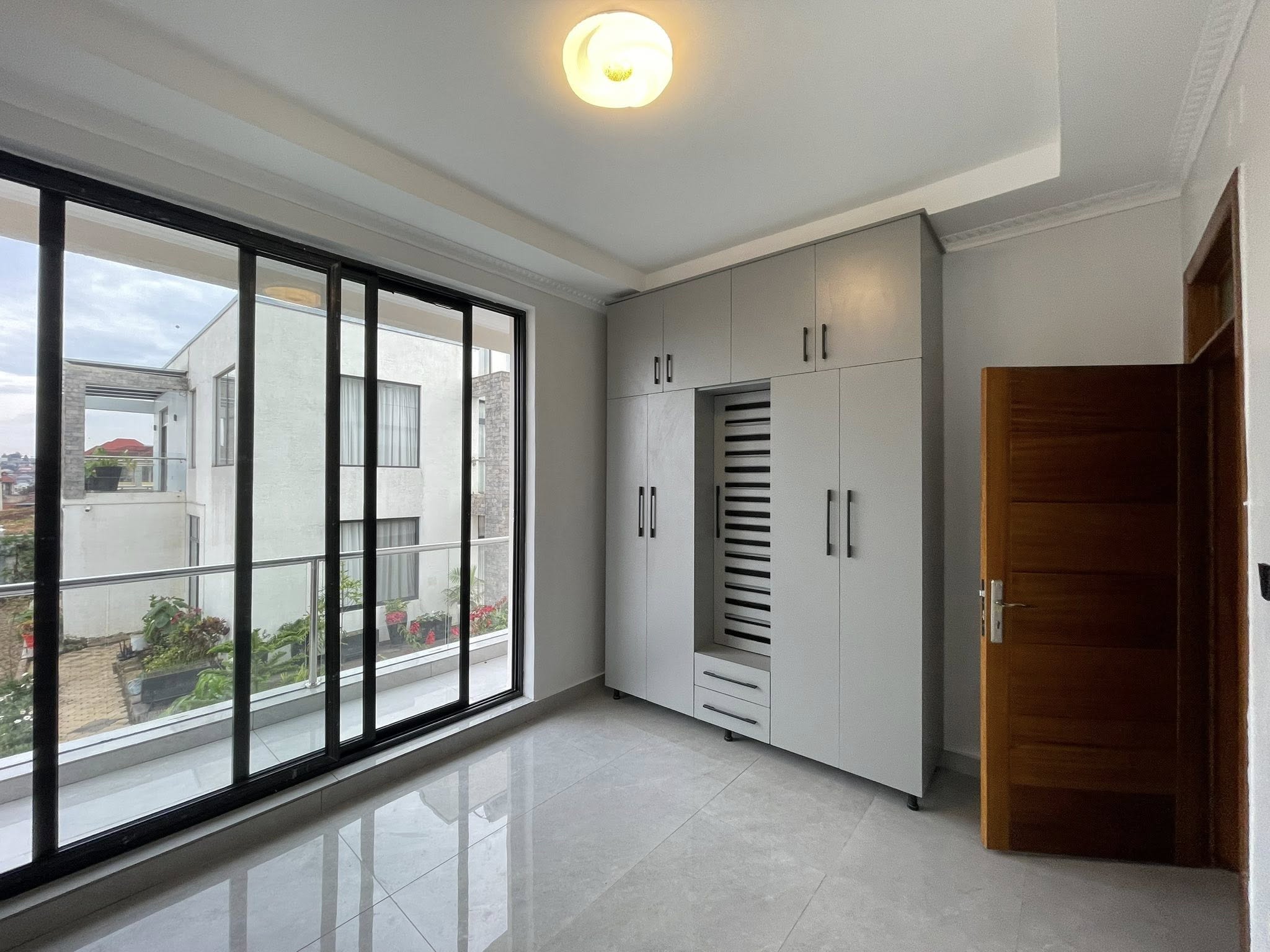 Brand New Luxury House for Sale in Kibagabaga, Kigali Rwanda – 7 Bedrooms Modern Dream Home - Image 12