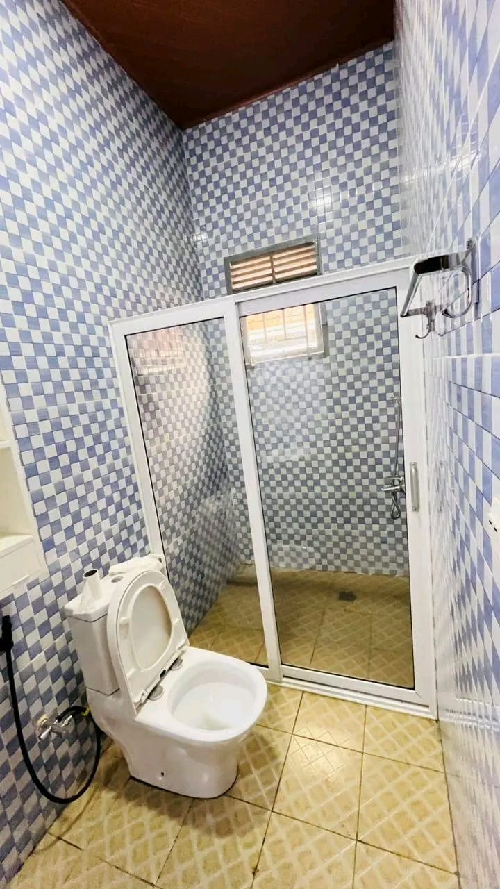 Fully Furnished House for Rent in Kibagabaga Kigali – Modern 4 Bedroom Home for $1000 per Month - Image 4