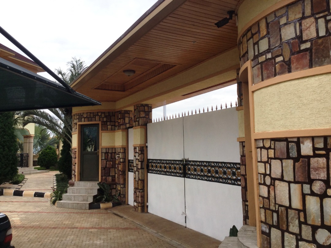 Luxury 6-Bedroom House for Sale in Rebero Kigali Rwanda – House for Sale in Rebero Kigali - Image 11