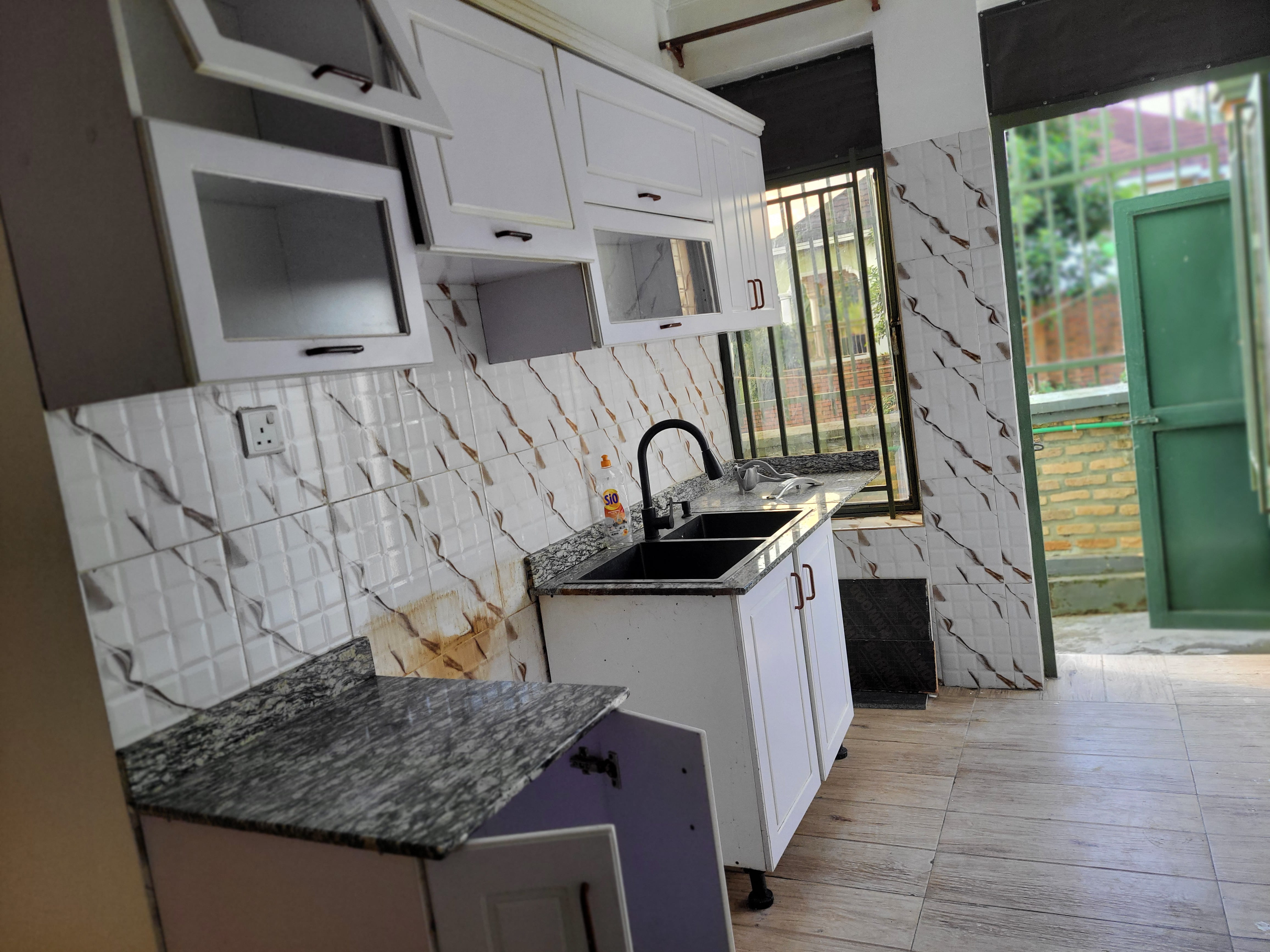 Unfurnished 4-Bedroom House for Rent in Kibagabaga Near Pili Pili - Image 14