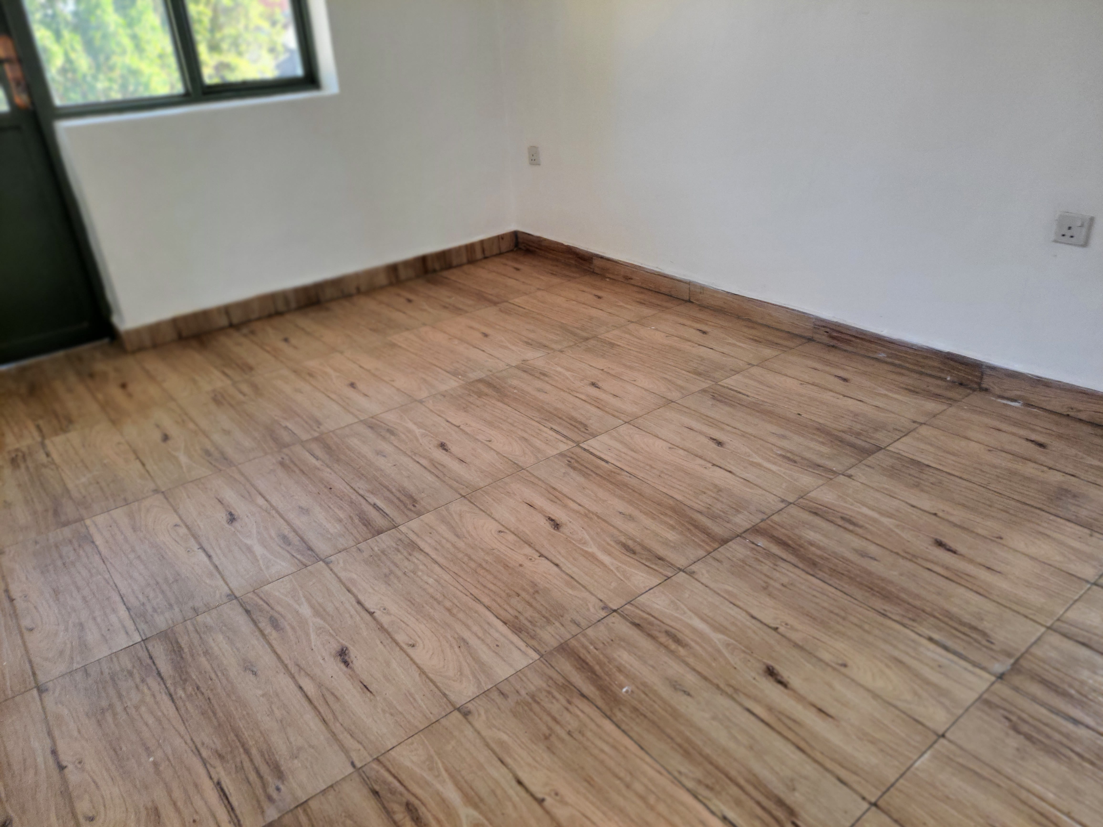 Unfurnished 4-Bedroom House for Rent in Kibagabaga Near Pili Pili - Image 11