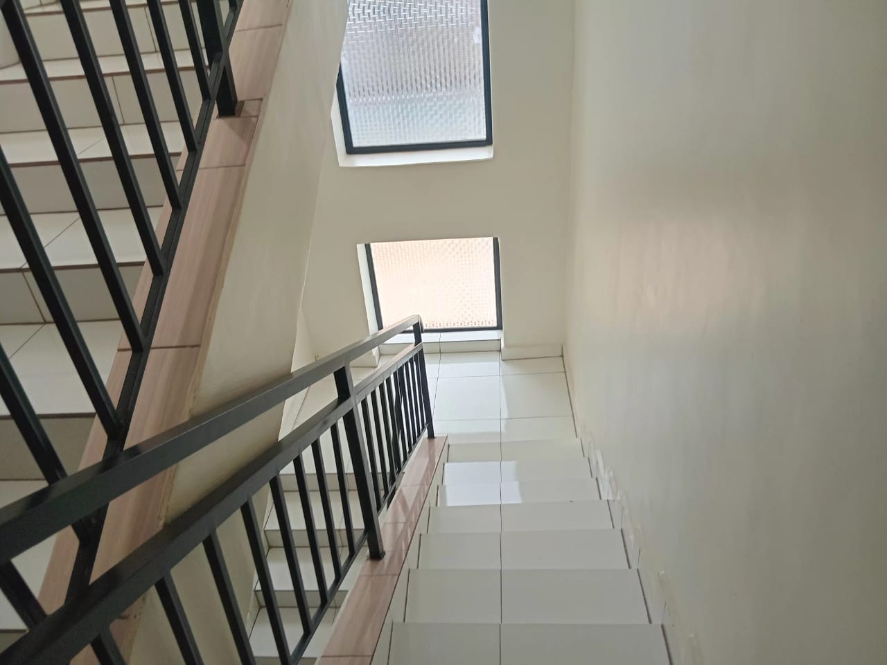 Luxury 4-Bedroom Apartment for Rent in Kicukiro Kagarama – Short & Long Stay Options in Kigali - Image 8