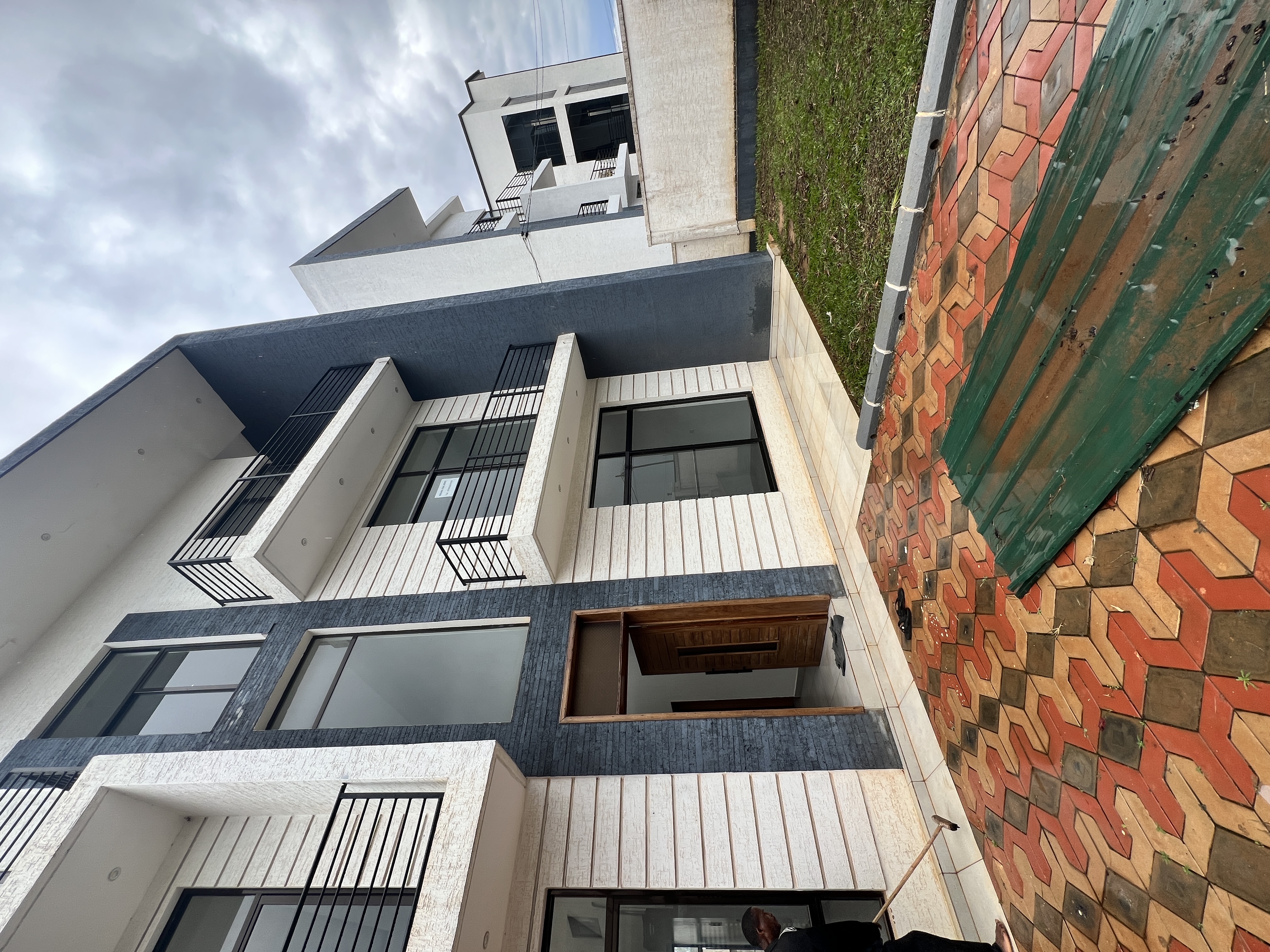 House for Rent in Gisozi – Spacious 5-Bedroom Luxury Home in Kigali - Image 3