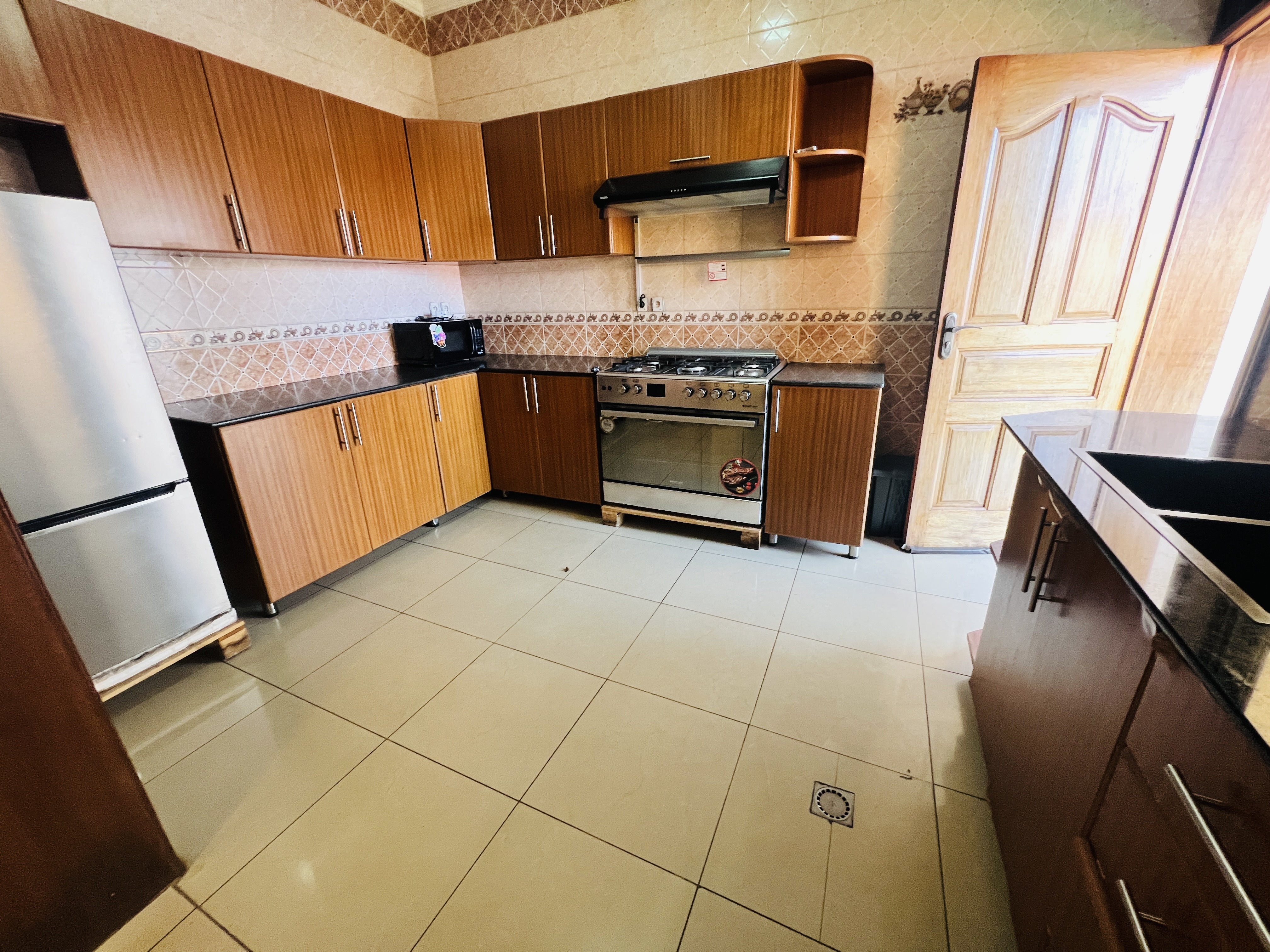 Full Furnished 4 Bedroom House for Rent in Kicukiro Kagarama, Kigali, Rwanda - Image 12