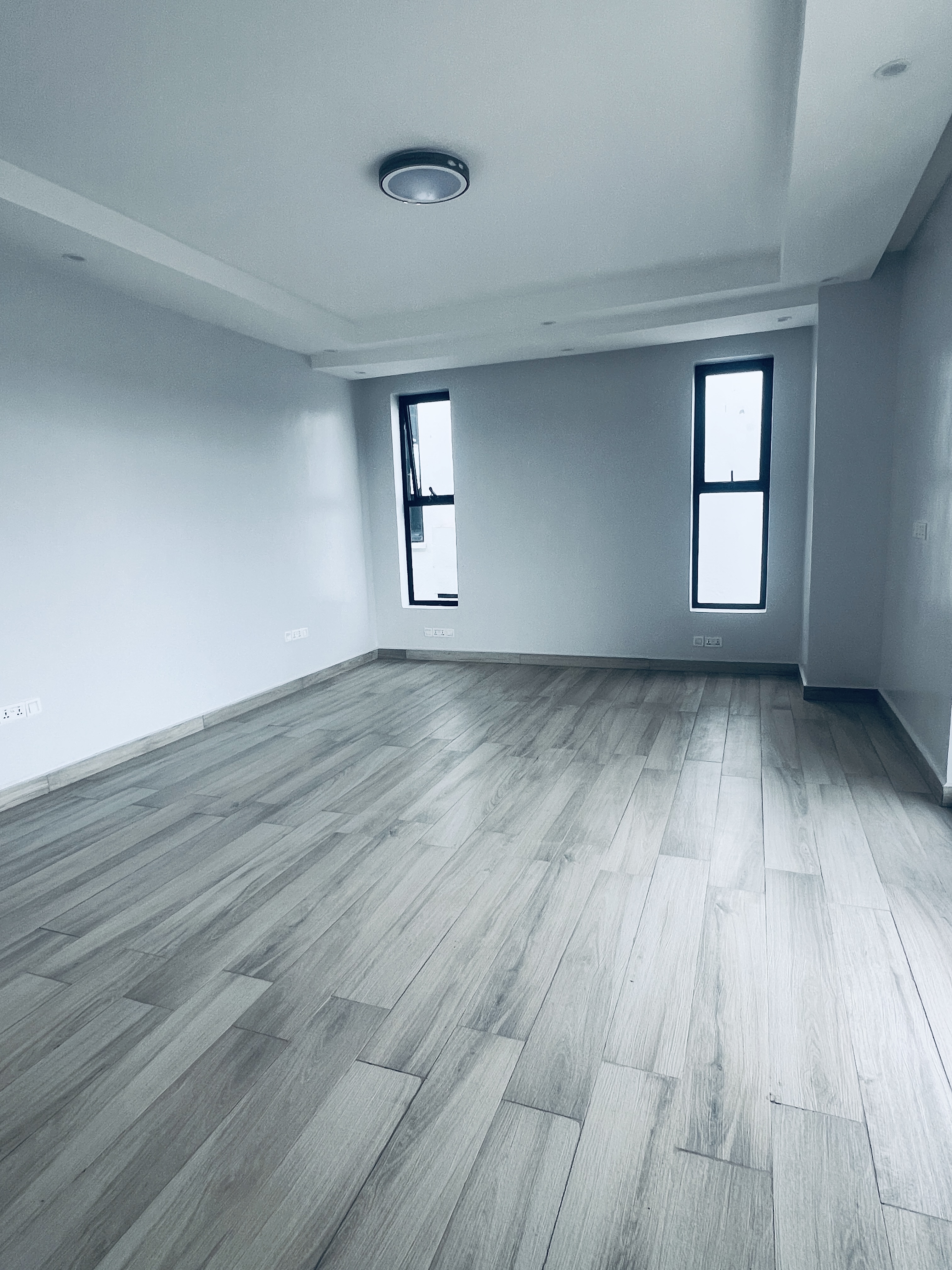 Luxury 5-Bedroom House for Sale in Kigali - Image 8