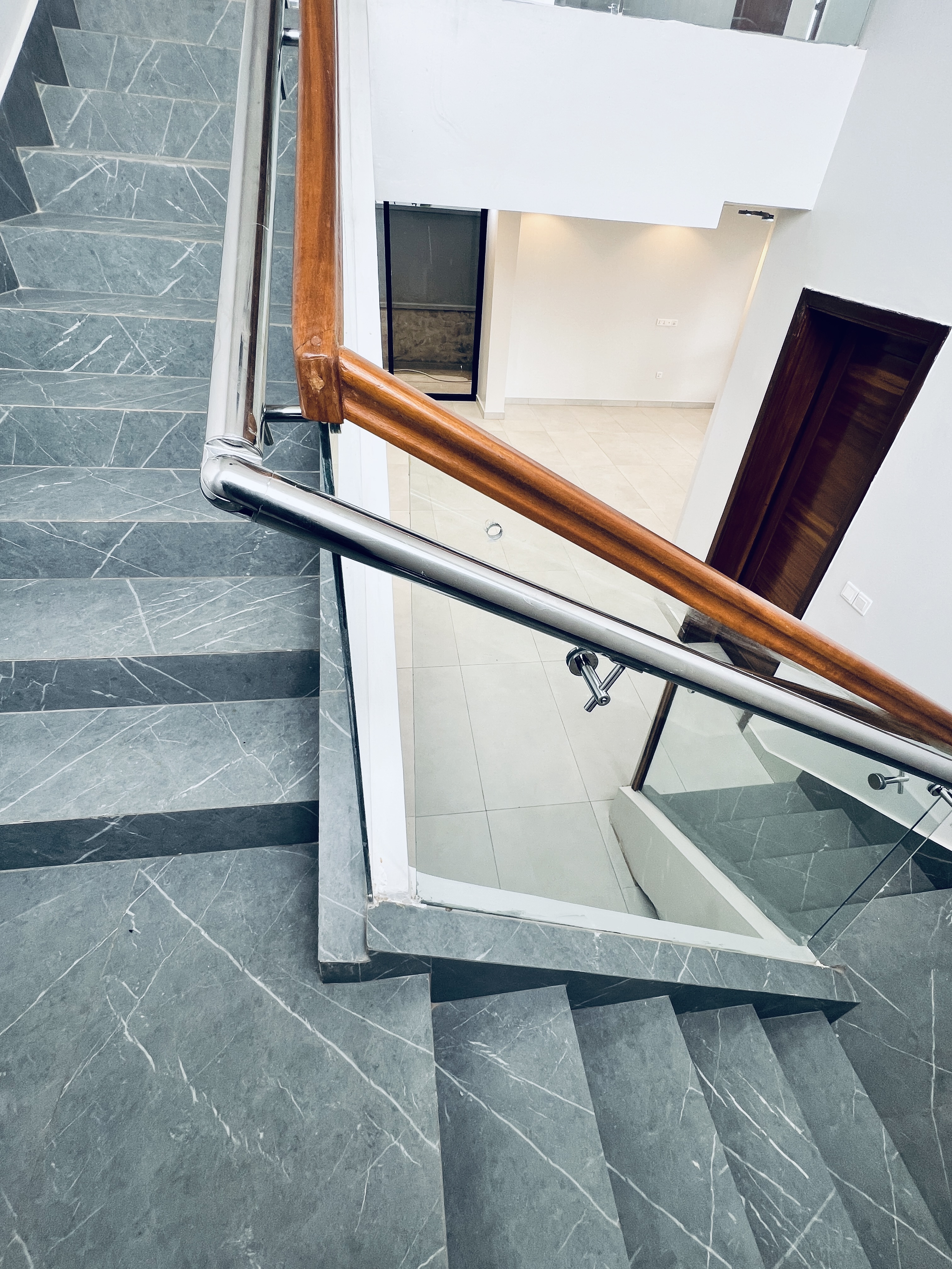 Luxury 5-Bedroom House for Sale in Kigali - Image 19