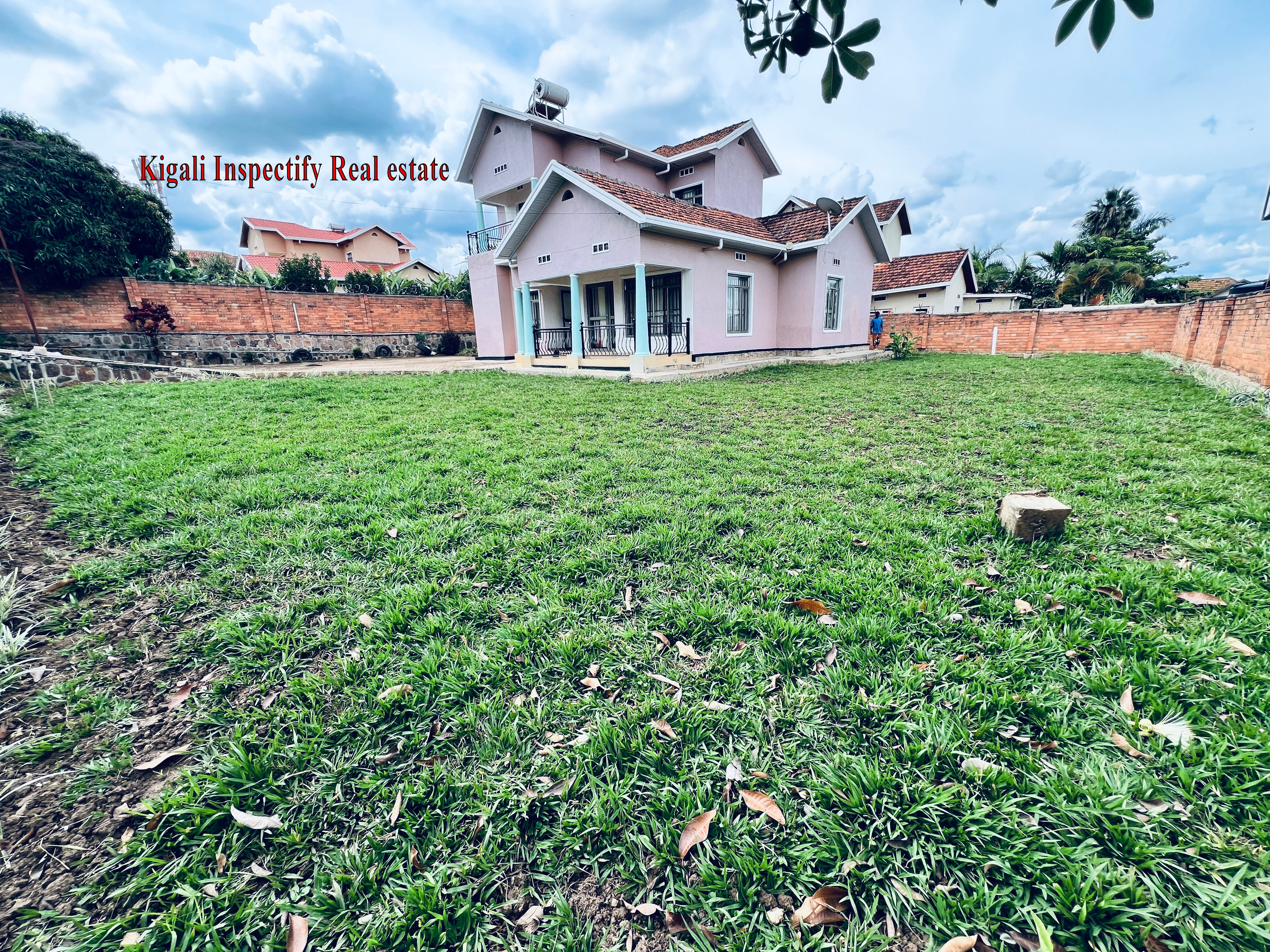 Luxury Furnished House for Rent in Gacuriro, Kigali – 4 Bedrooms, Modern Living at $1500 - Image 2