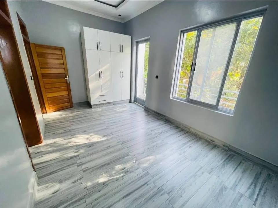 Luxury 6-Bedroom House for Sale in Gishushu Near Lemigo Hotel - Image 9