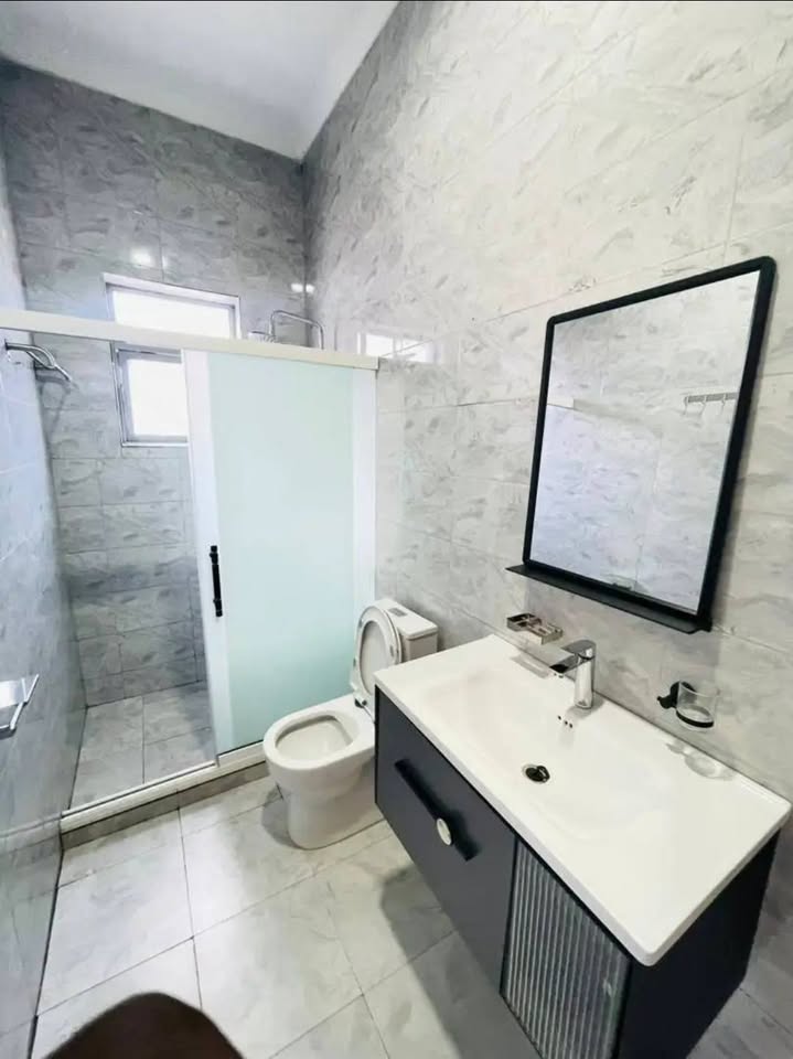 Luxury 6-Bedroom House for Sale in Gishushu Near Lemigo Hotel - Image 6